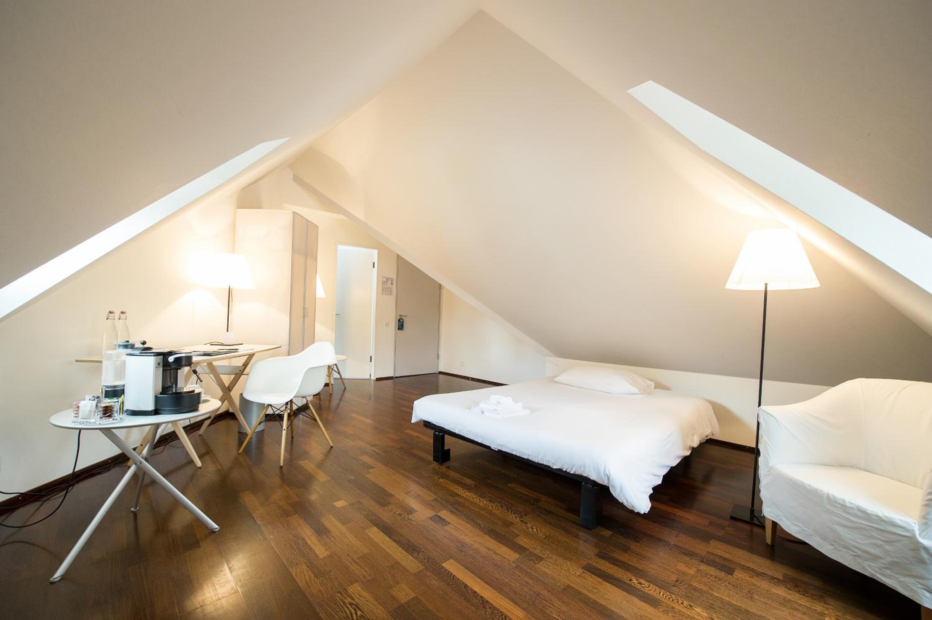 Family Room photo 2