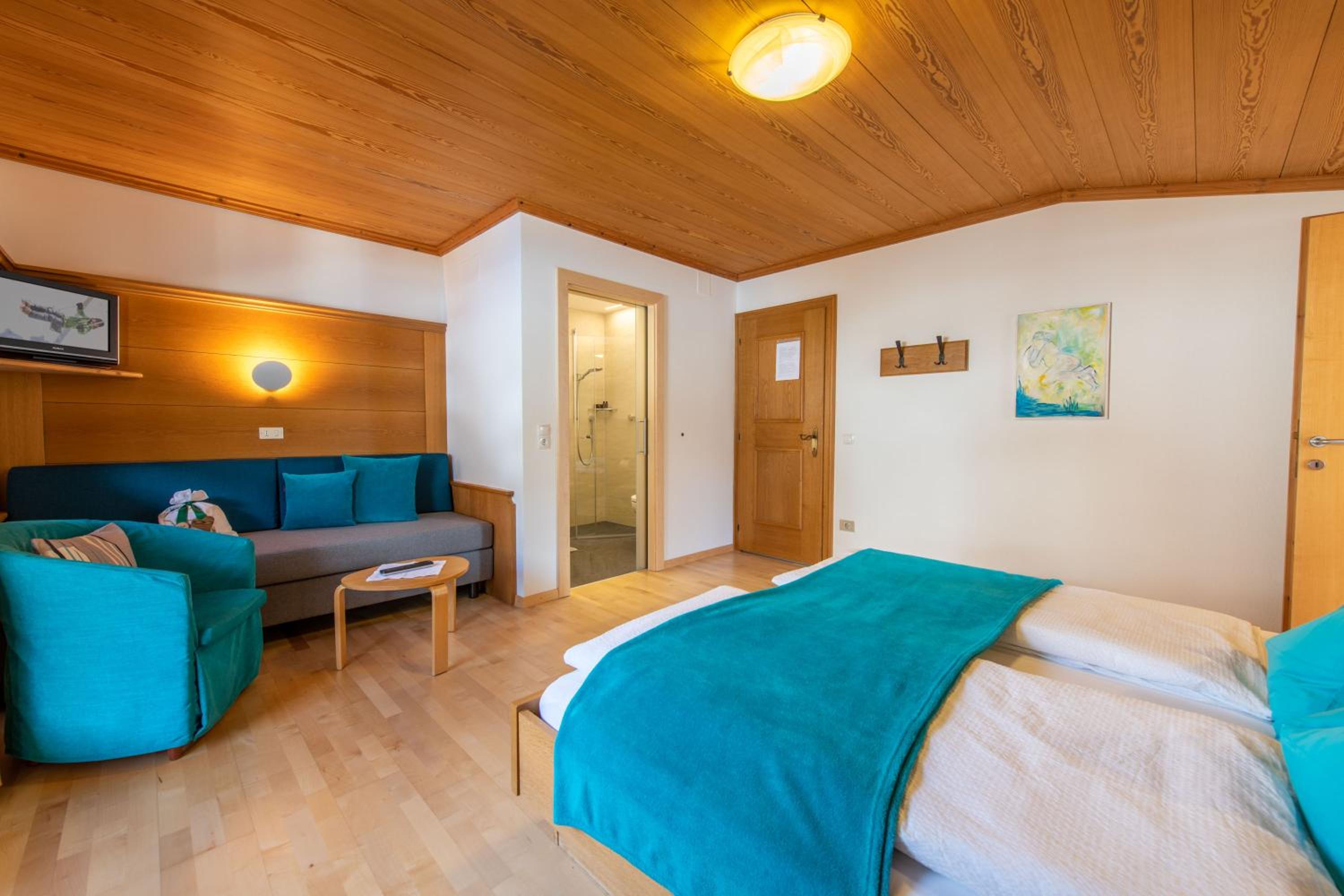 One-Bedroom Apartment with Garden View
