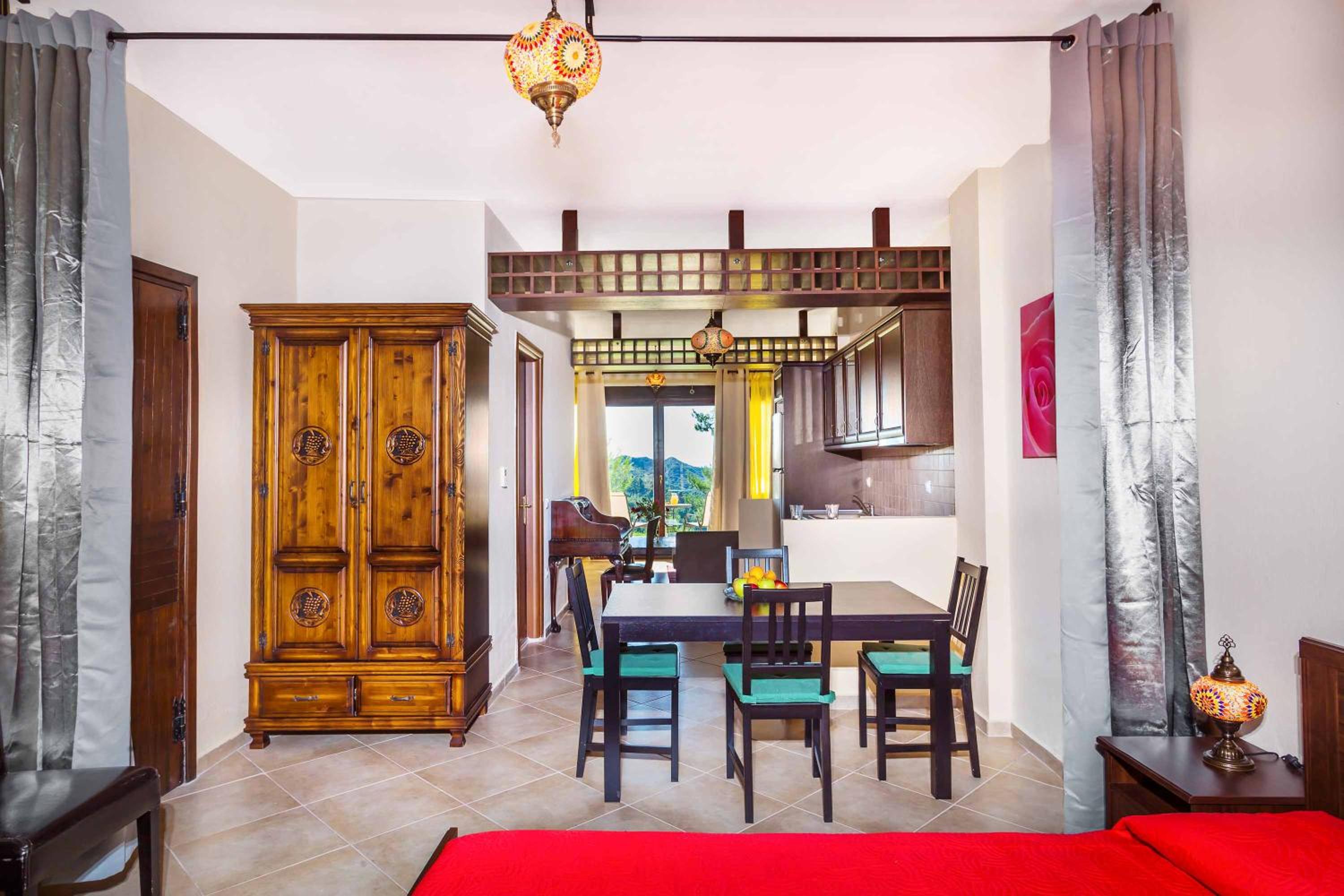 Pigadi Suite
