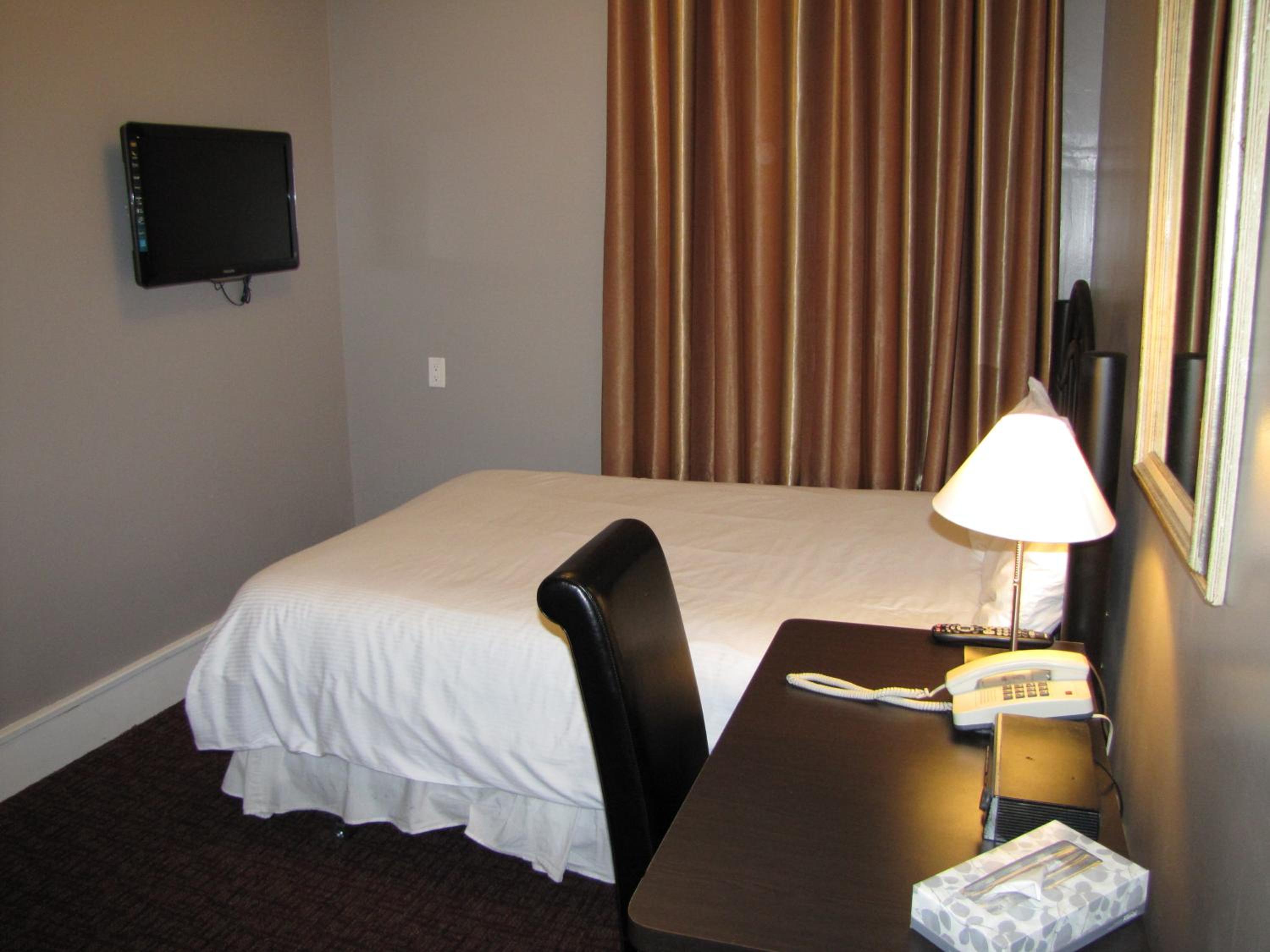 Standard Queen Room — the supplier's photographs — photo 2