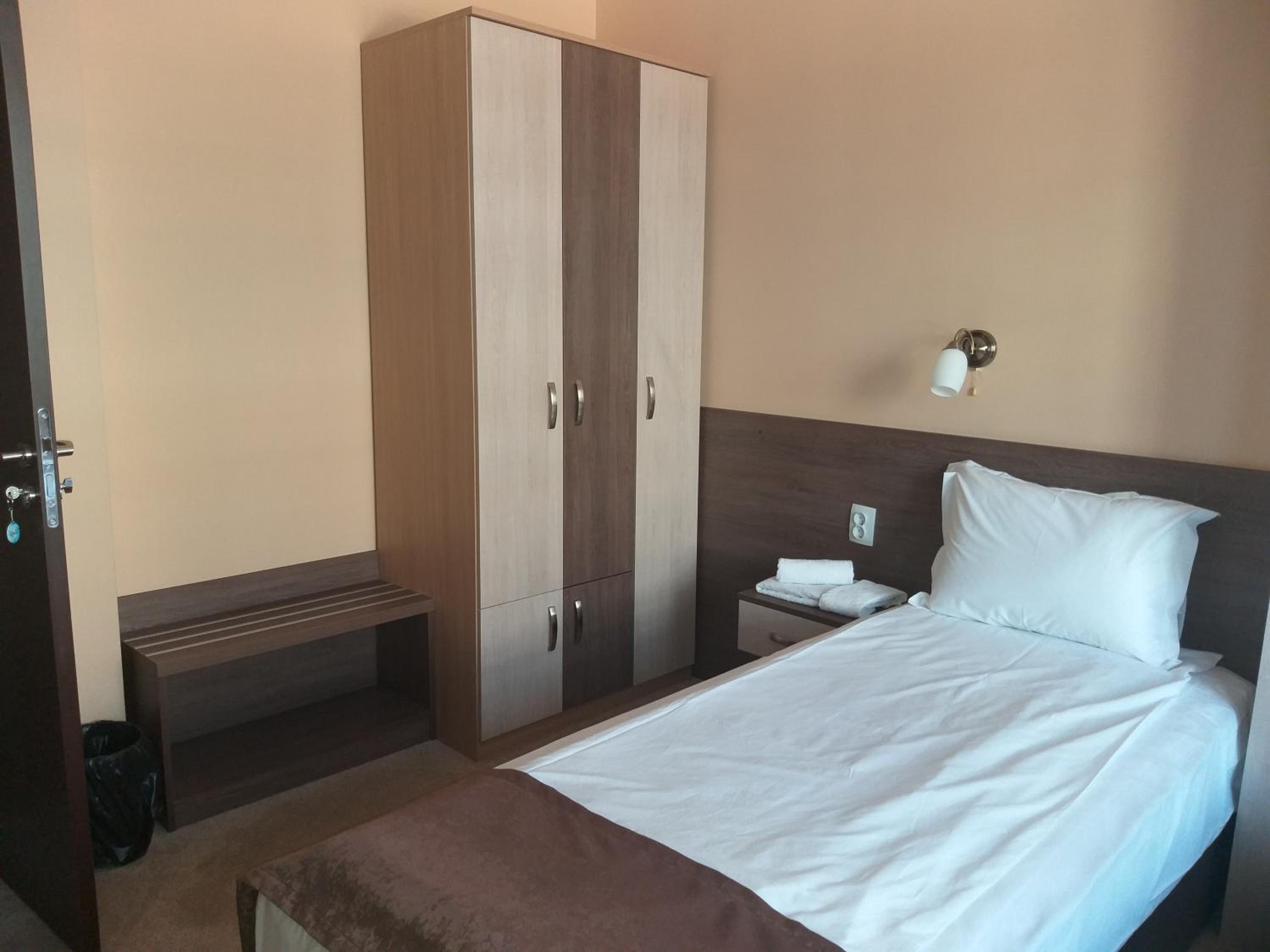 Double or Twin Room photo 1
