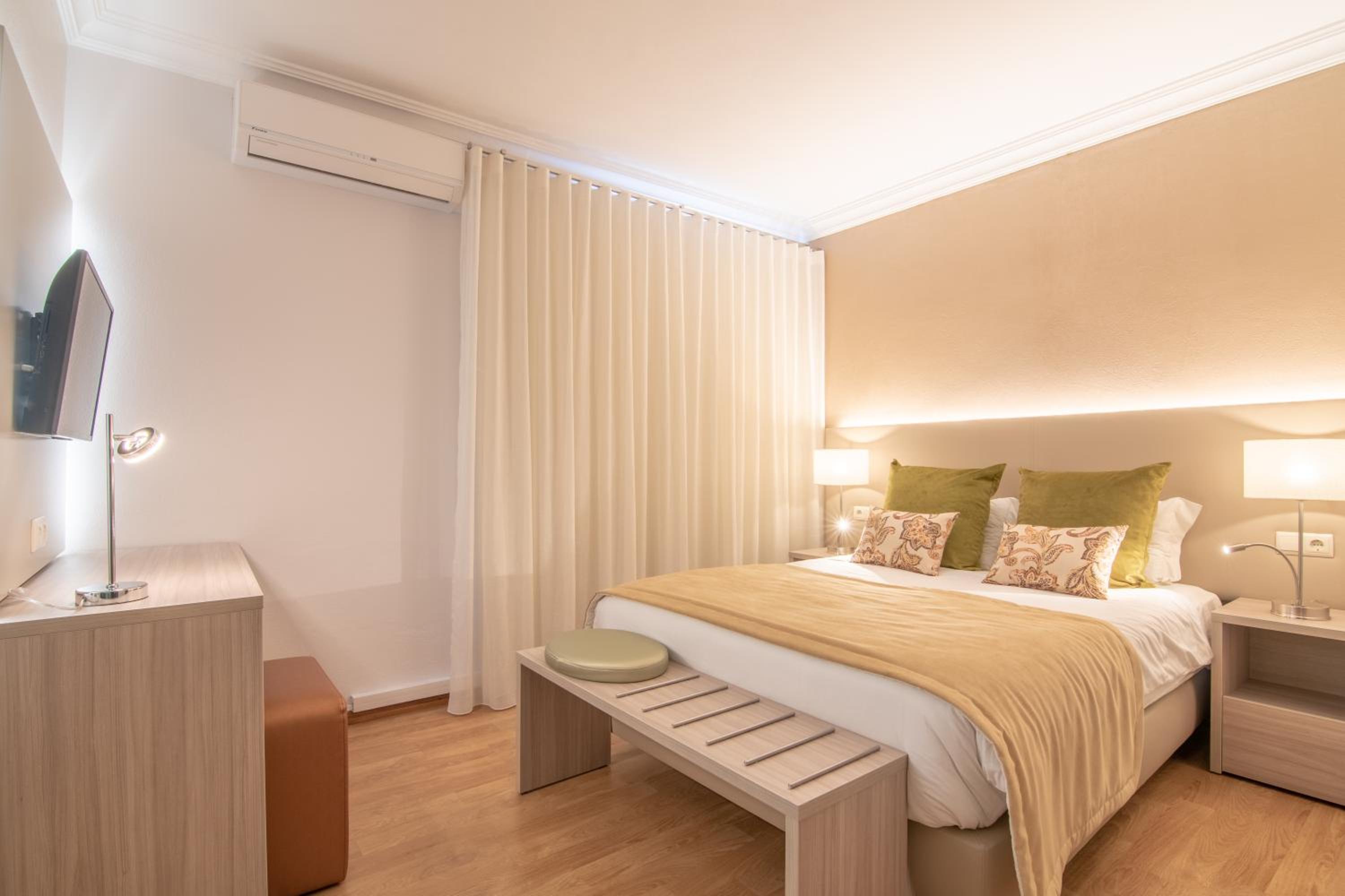 Double Room - Photo 2