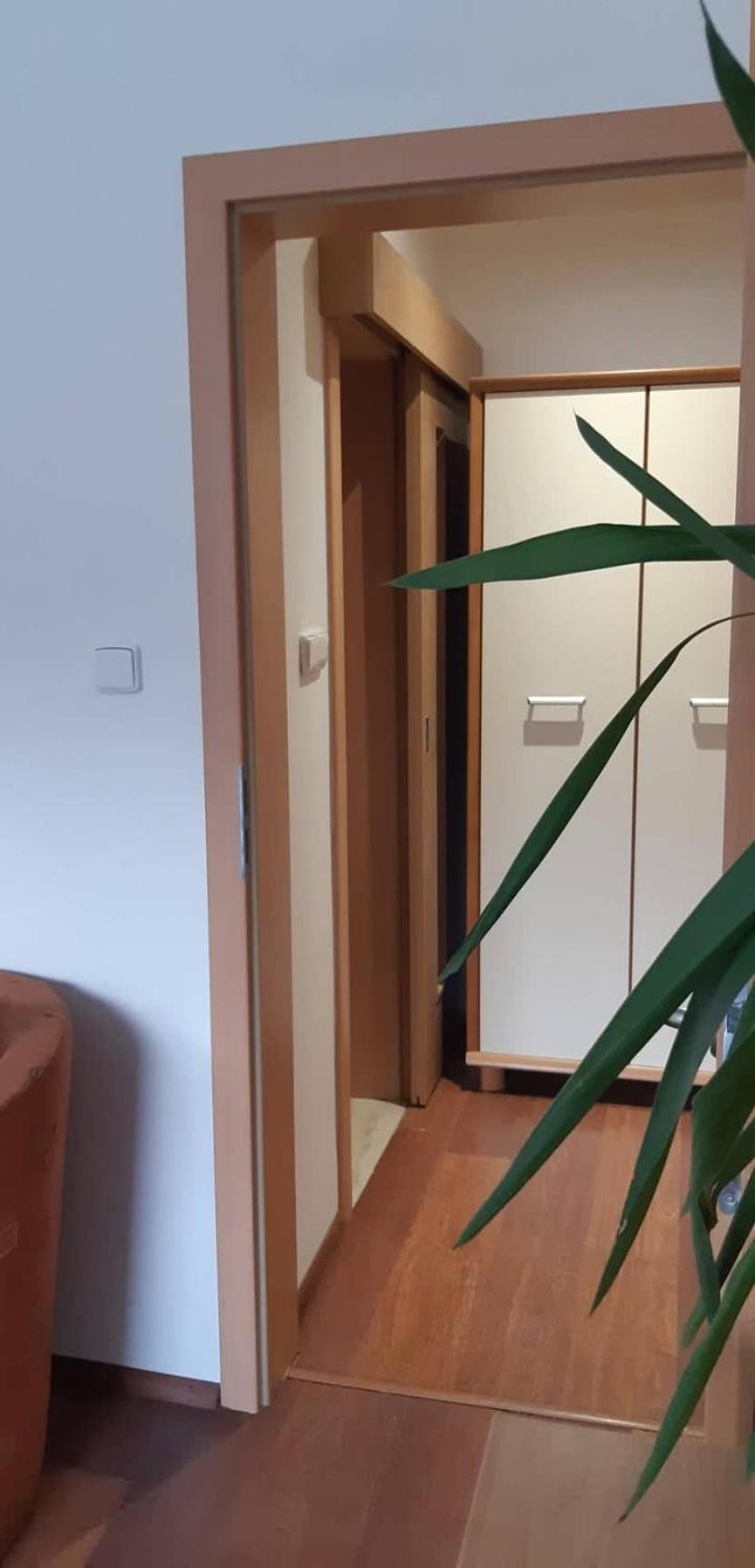 Double Room with Private Bathroom - Photo 8