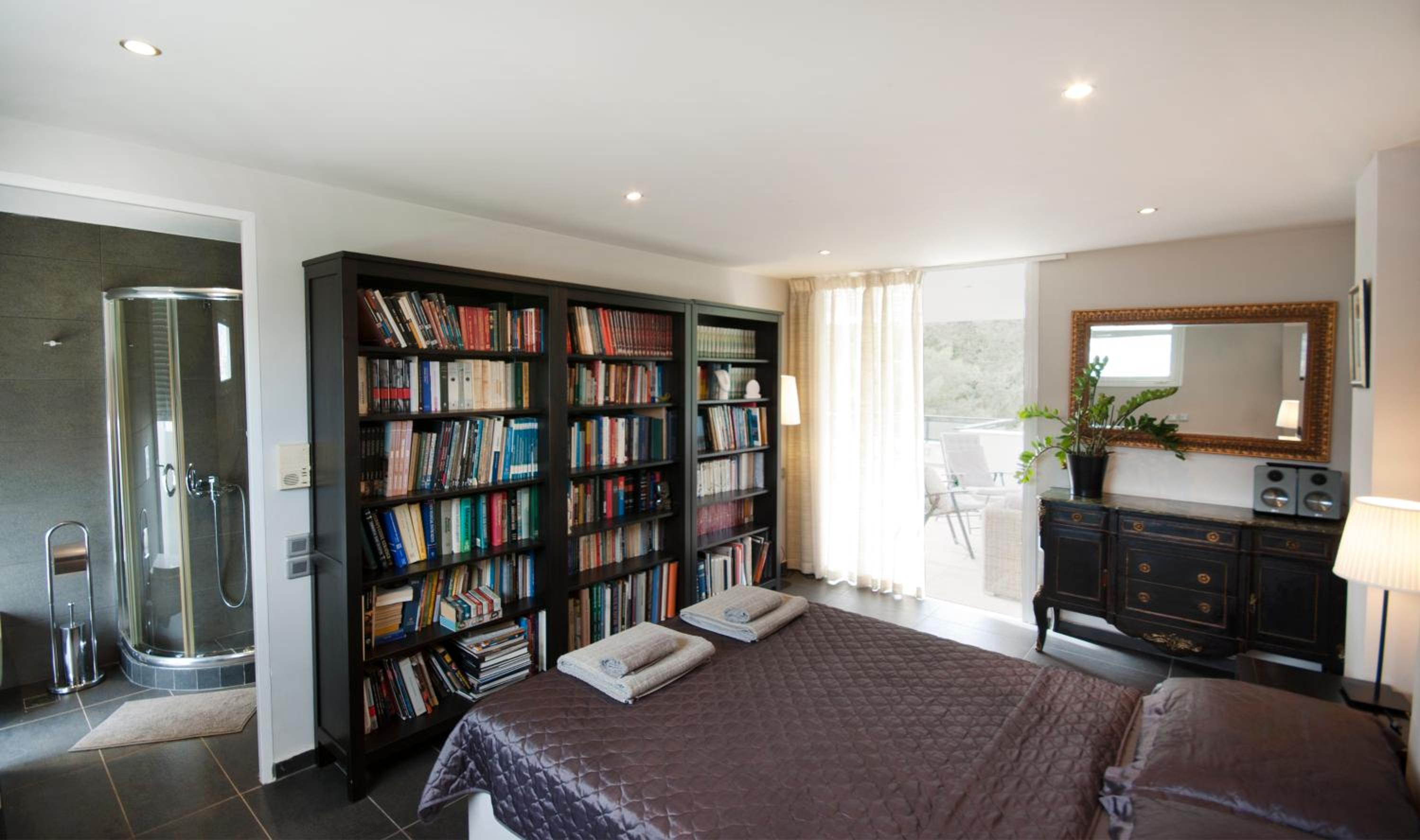 Deluxe Apartment with Private Pool