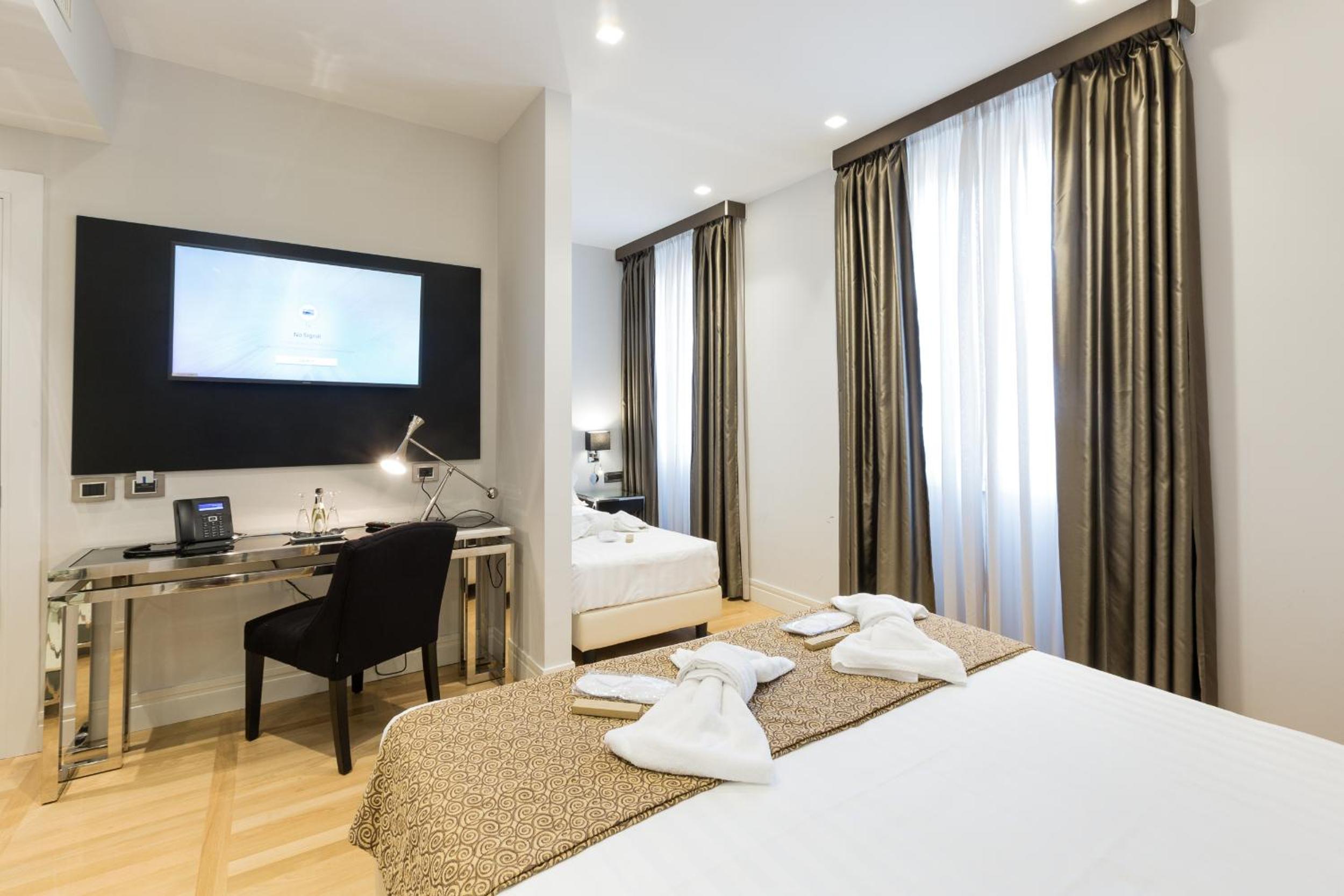 Deluxe Triple Room