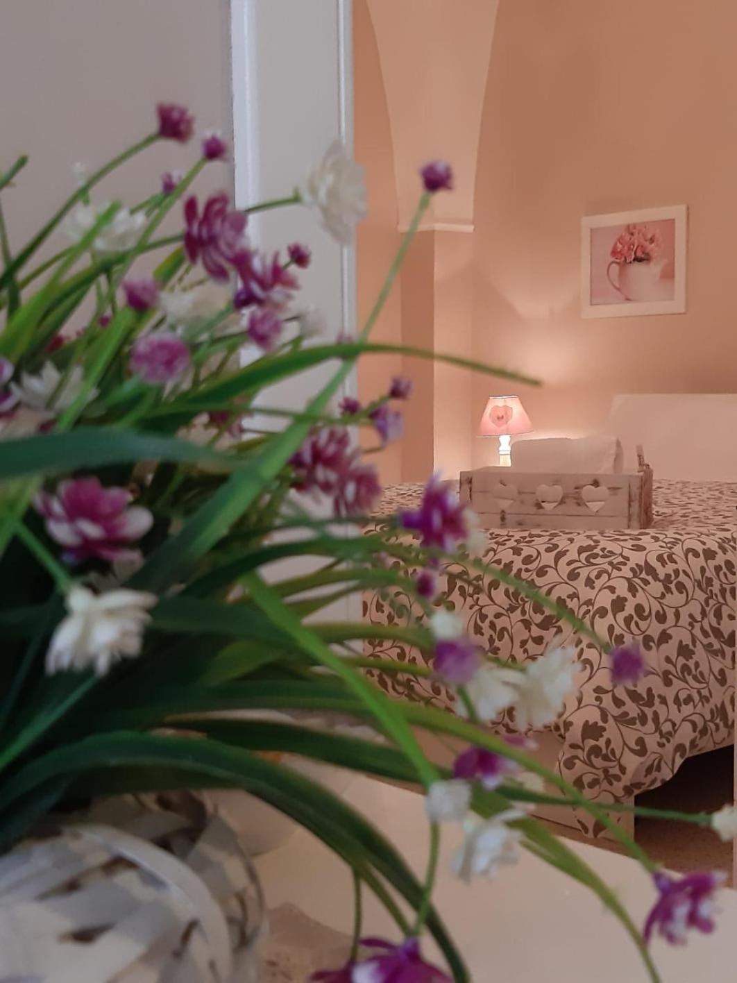 One-Bedroom House - Photo 13