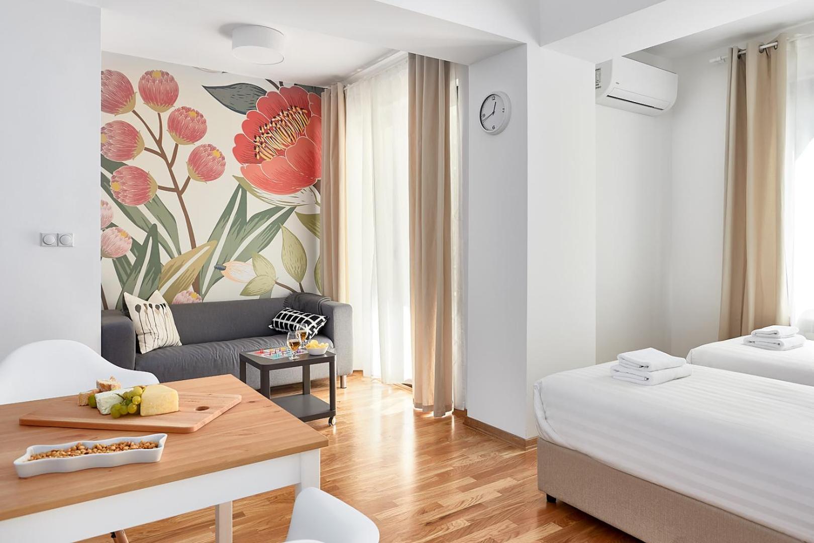 Studio Apartment with Balcony (2 Adults + 1 Child)  photo 1