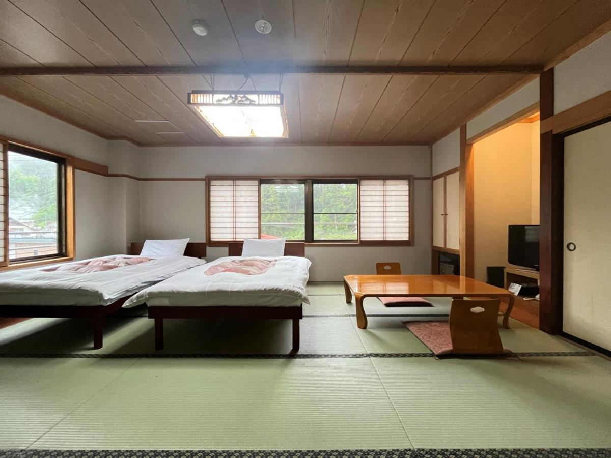 Twin Room with Bathroom
