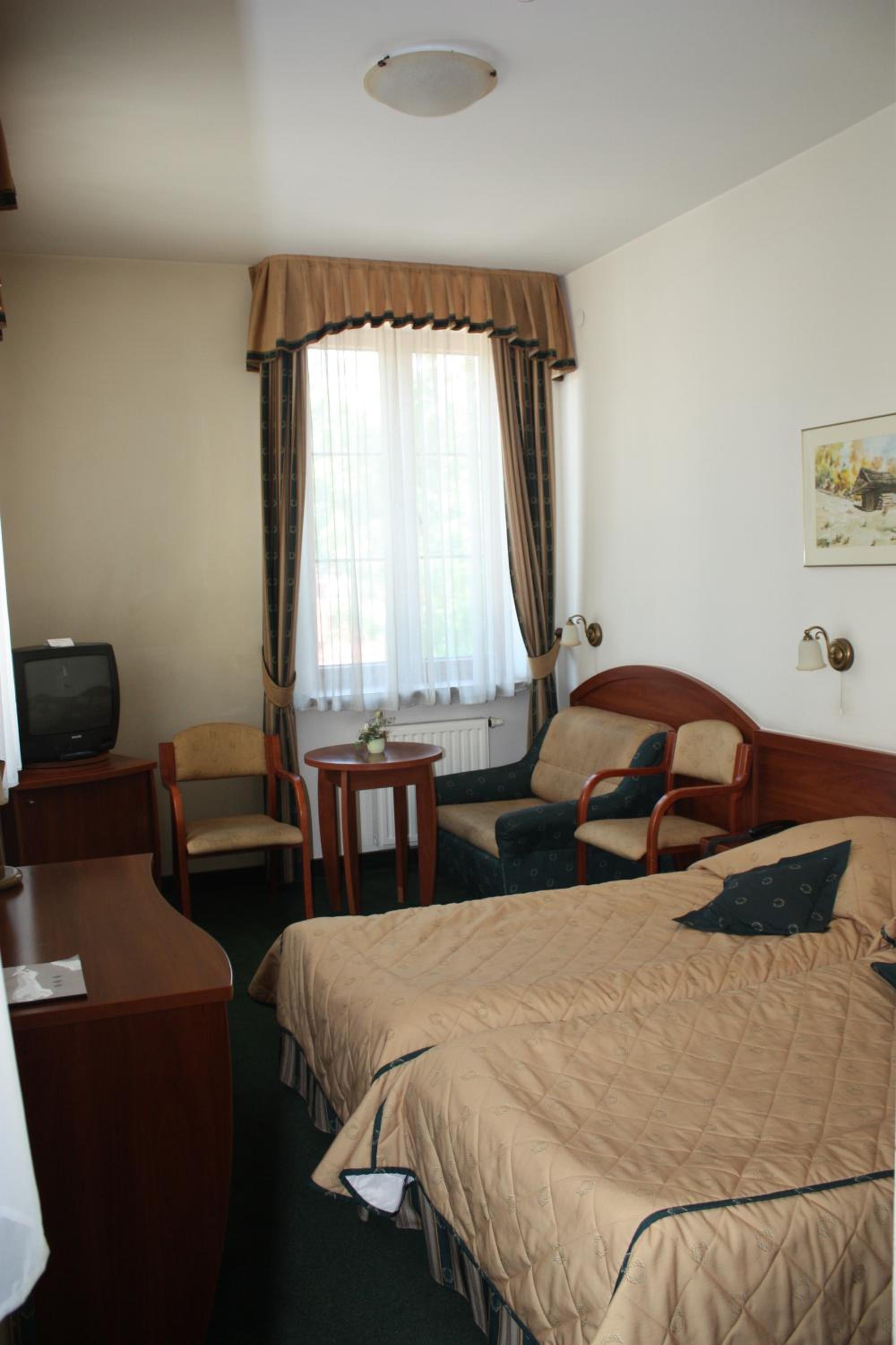 Double or Twin Room - Photo 1
