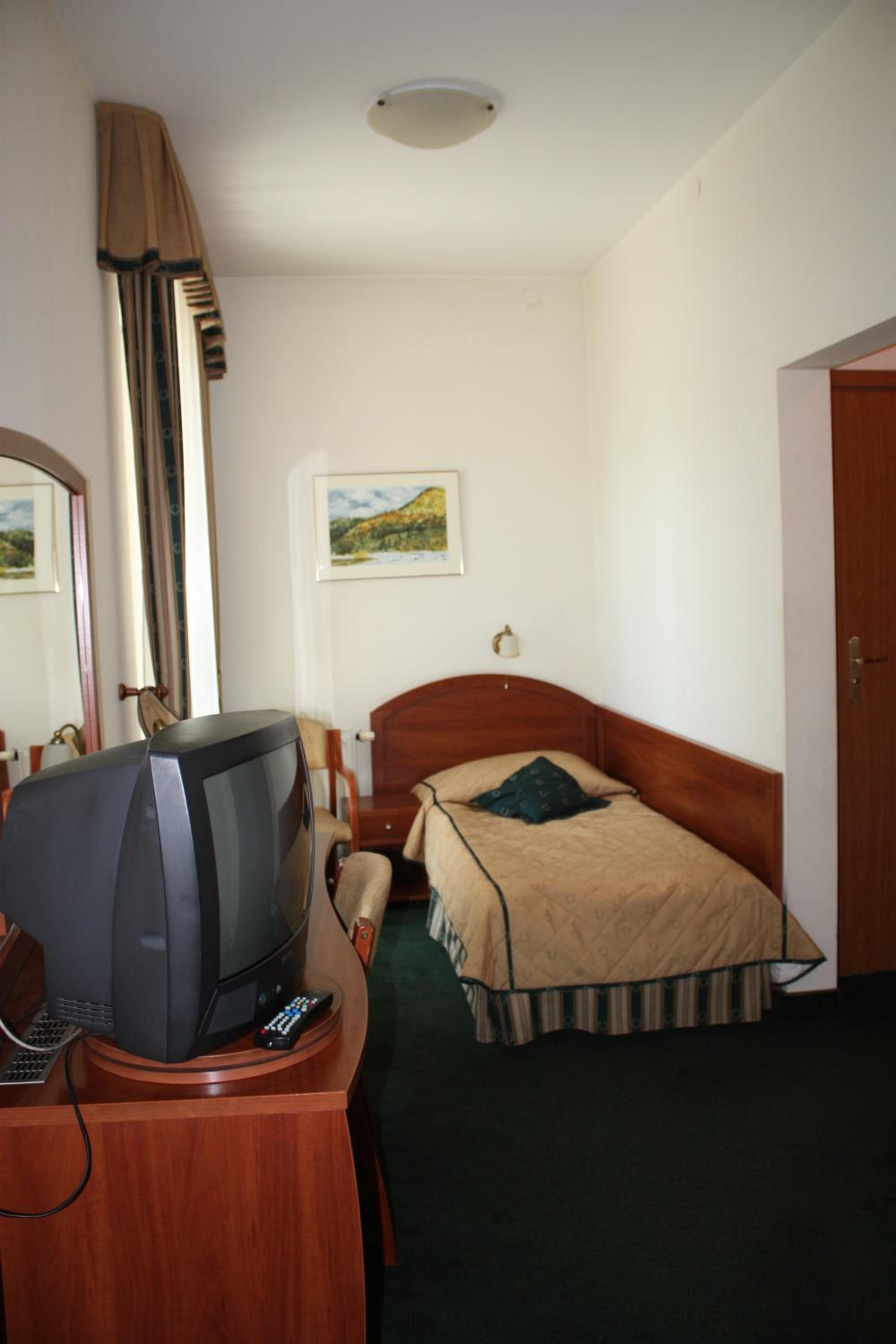 Triple Room - Photo 8