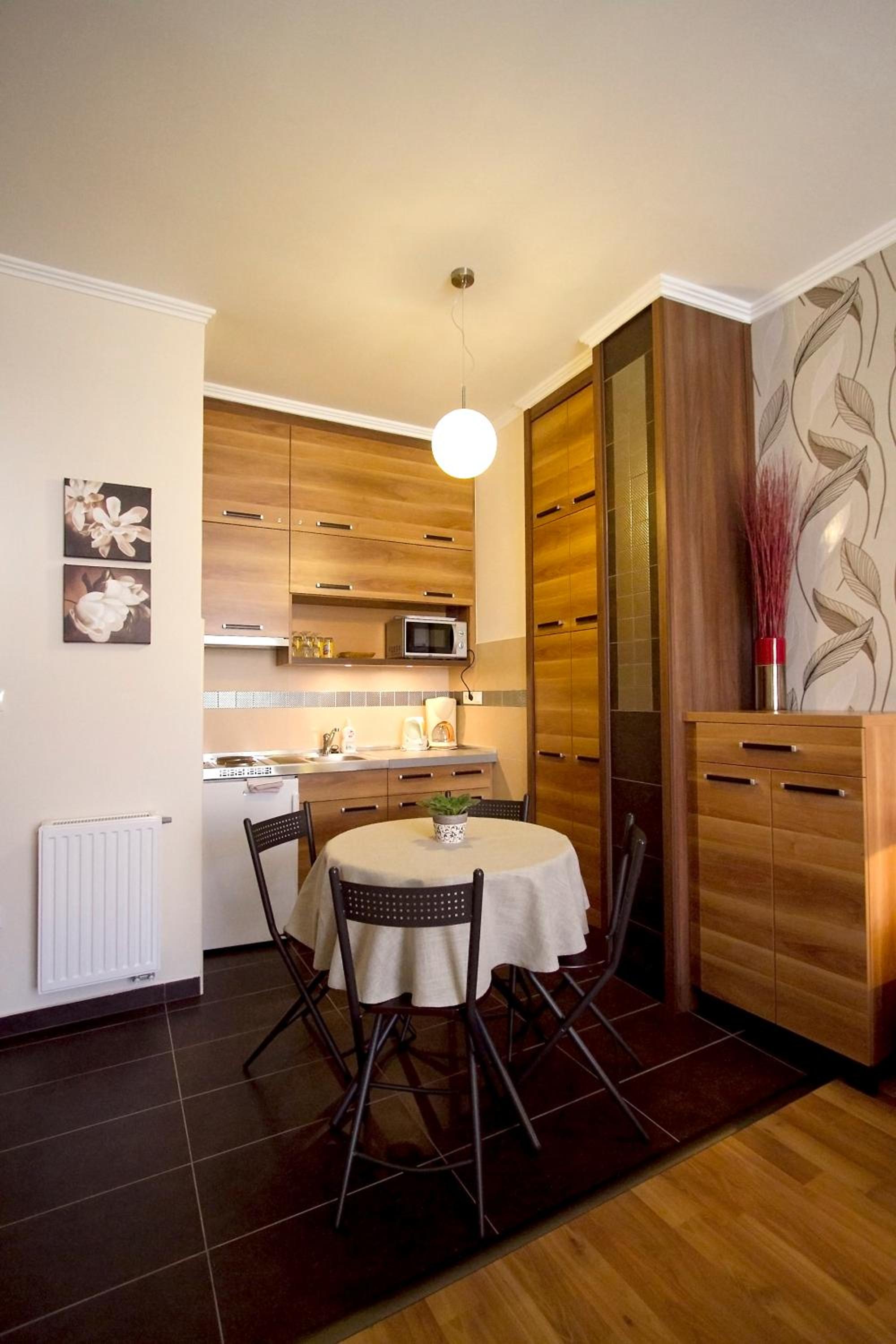 Apartment - Photo 9