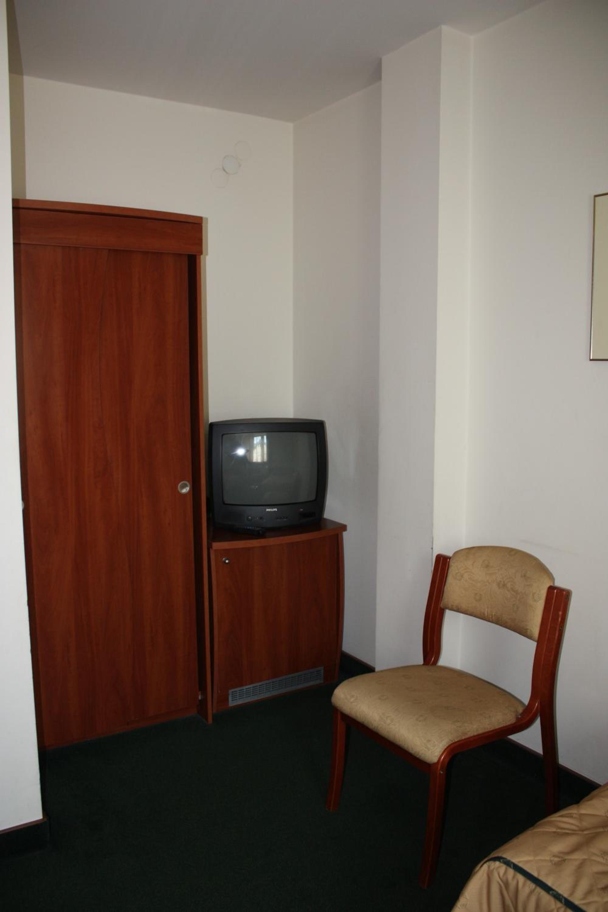 Apartment (4 Adults) - Photo 8