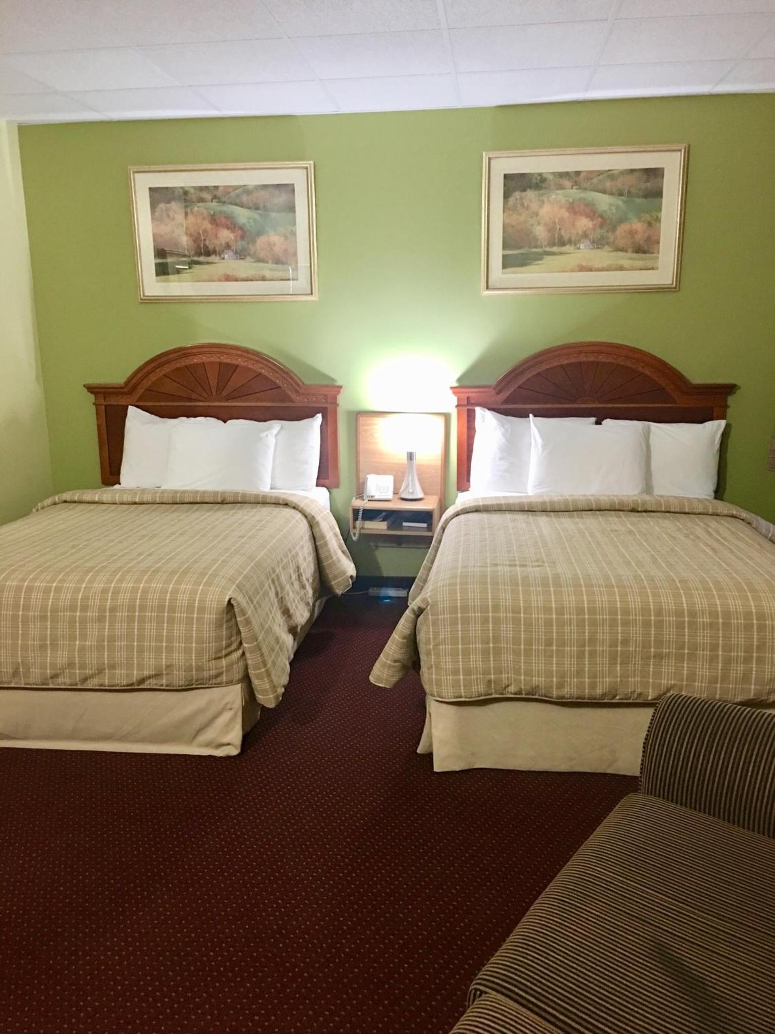 Double Room with Two Double Beds photo 1