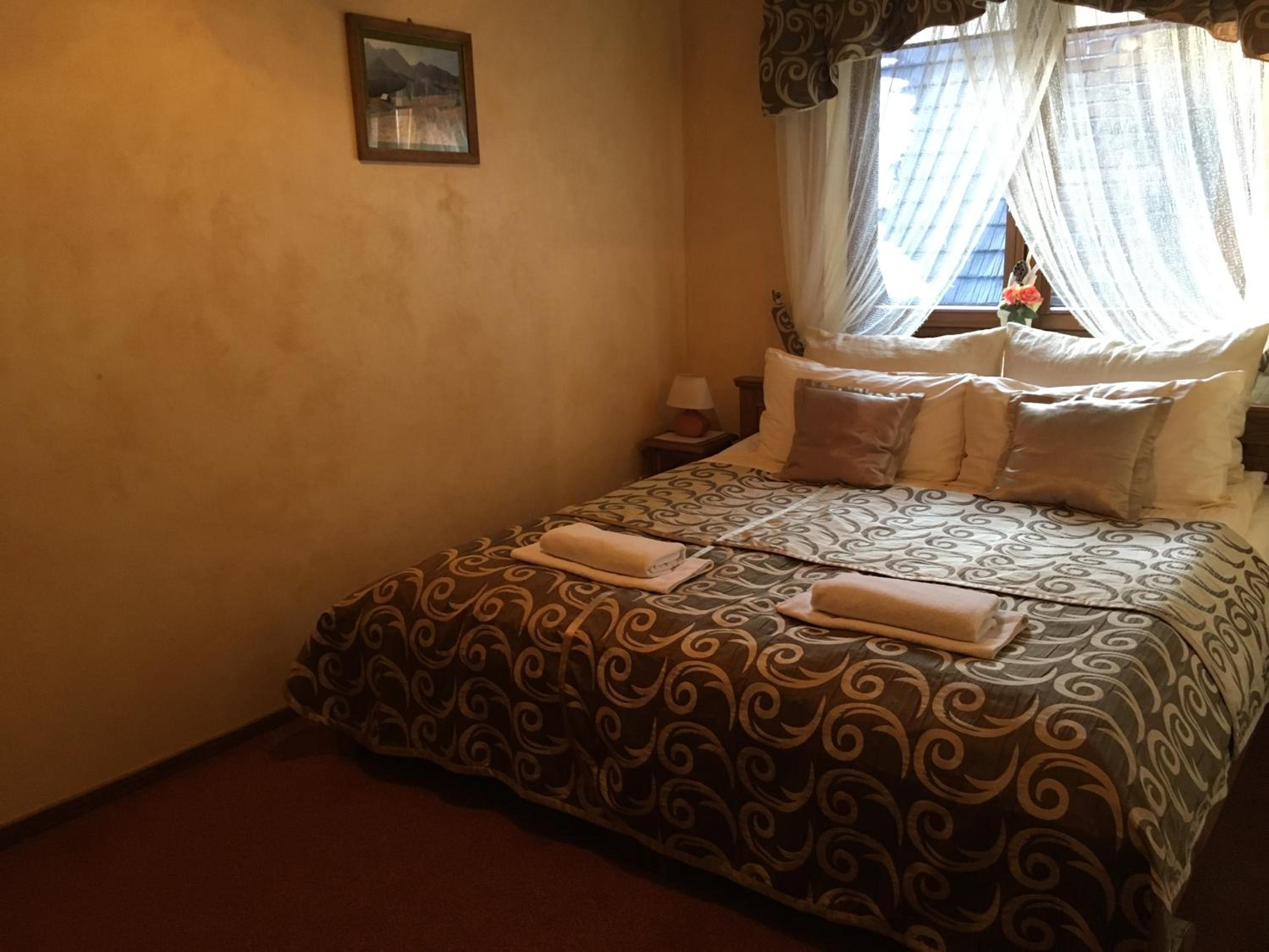 Double Room - Photo 3