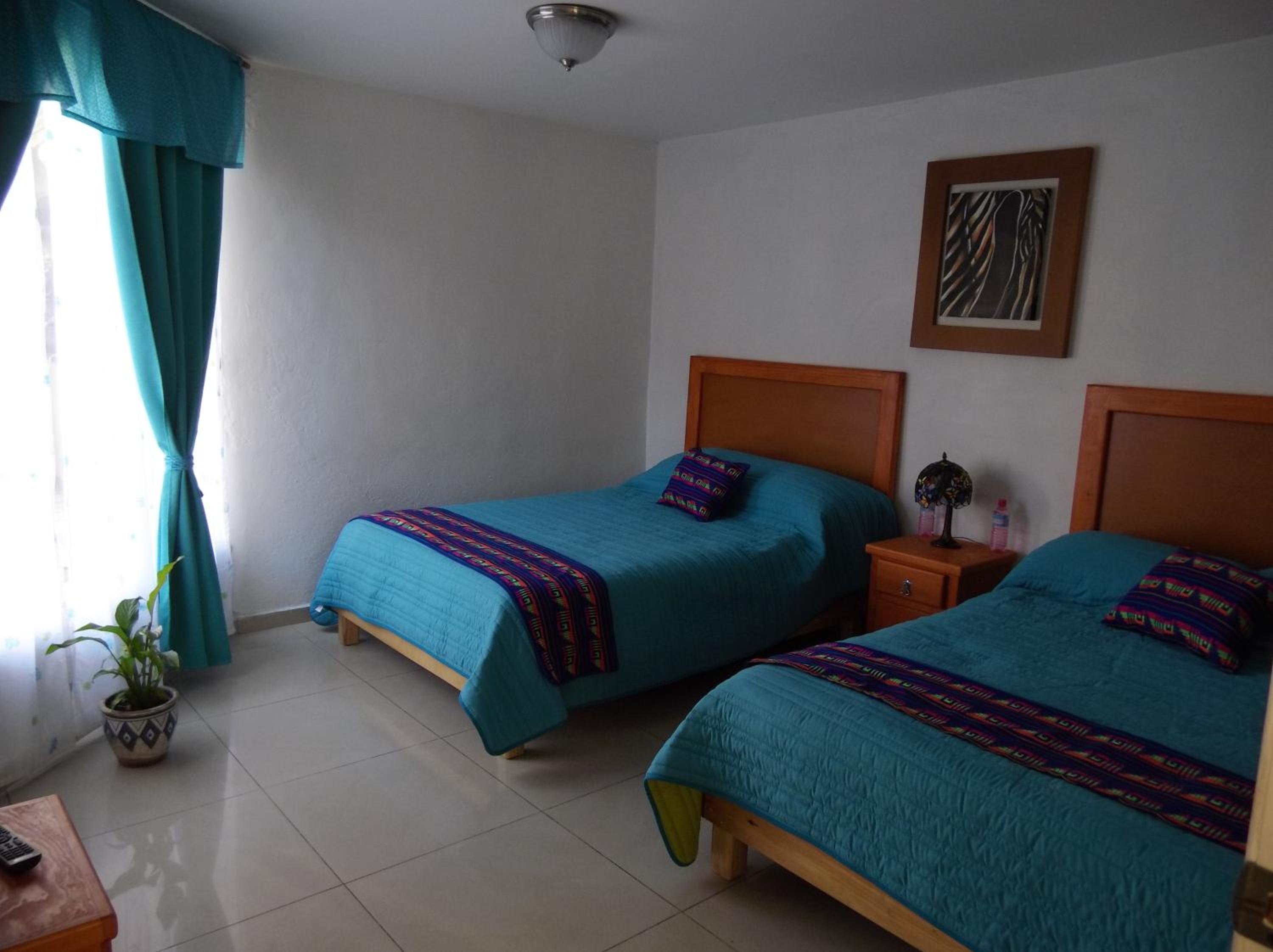 Double Room with Two Double Beds - Photo 2
