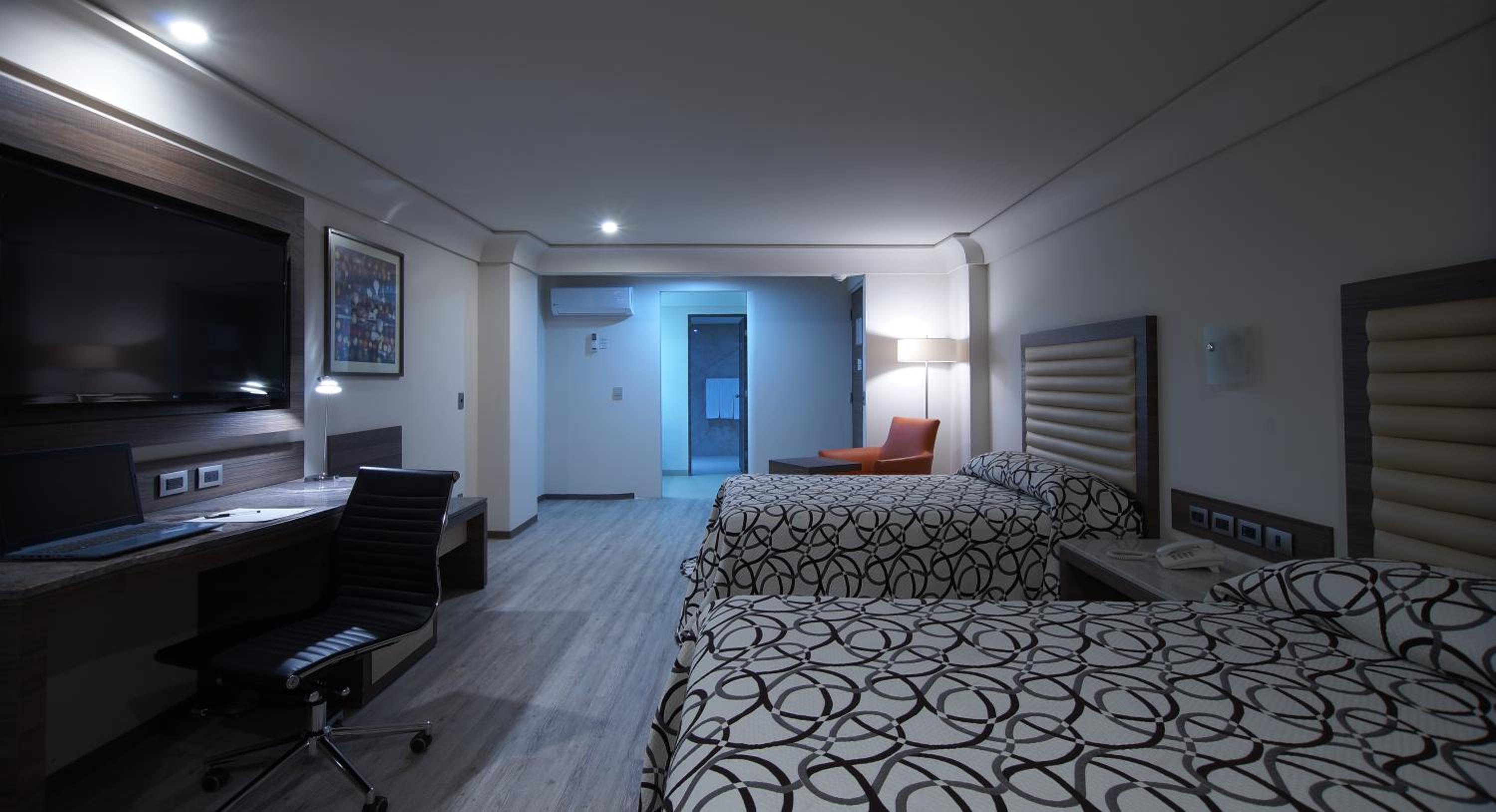 Econo Express Hotel by Nokte Inn — photo 75