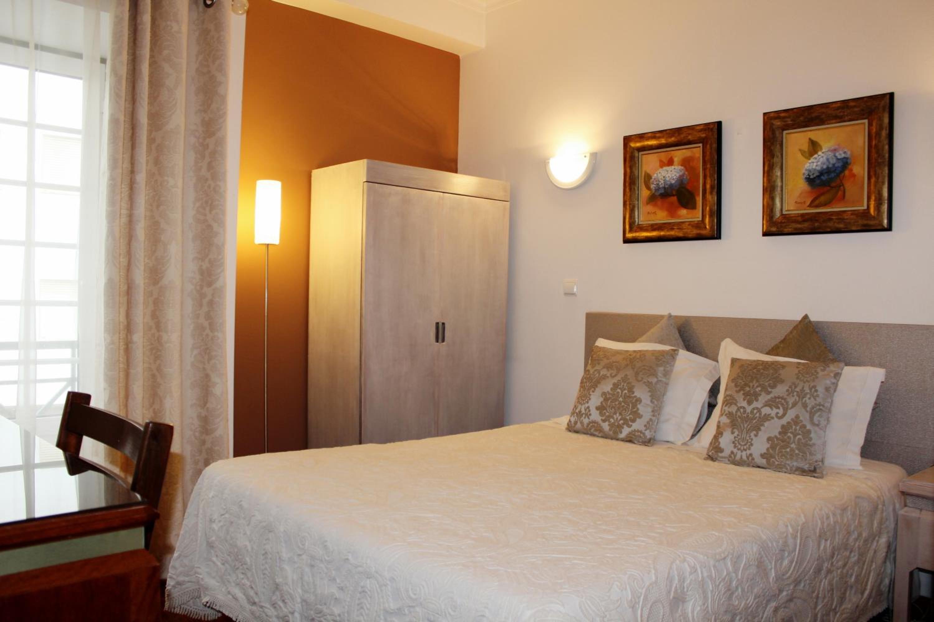 Double Room (1 Double Bed) - Photo 6