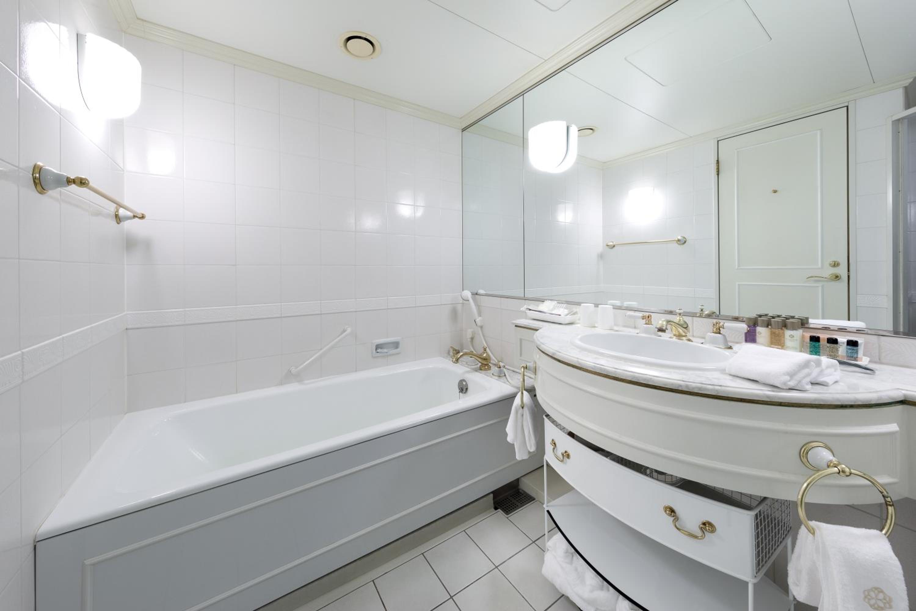 Dai-ichi Hotel Tokyo bathroom photo