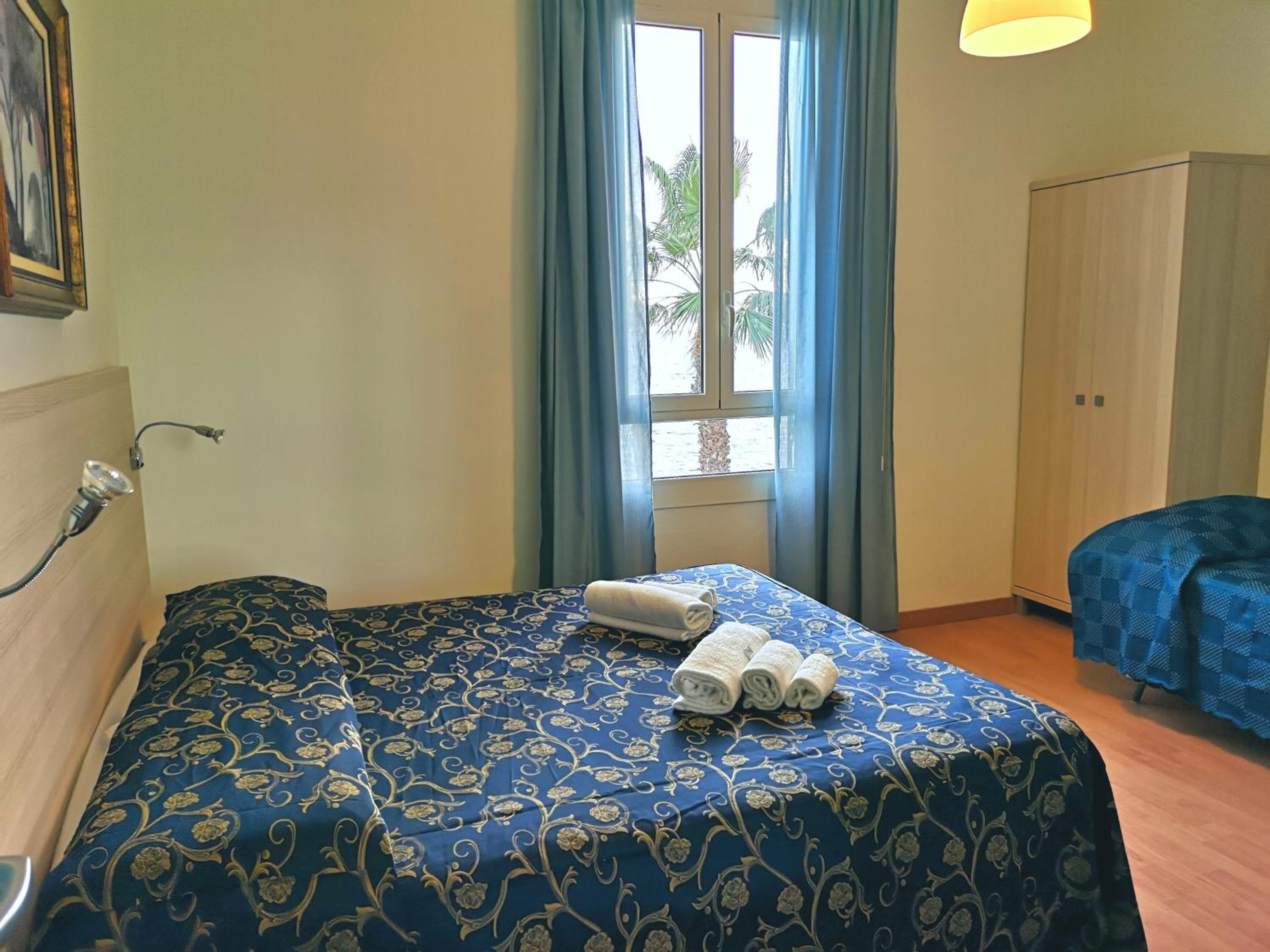 Standard Triple Room With Sea View Without Balcony photo 1