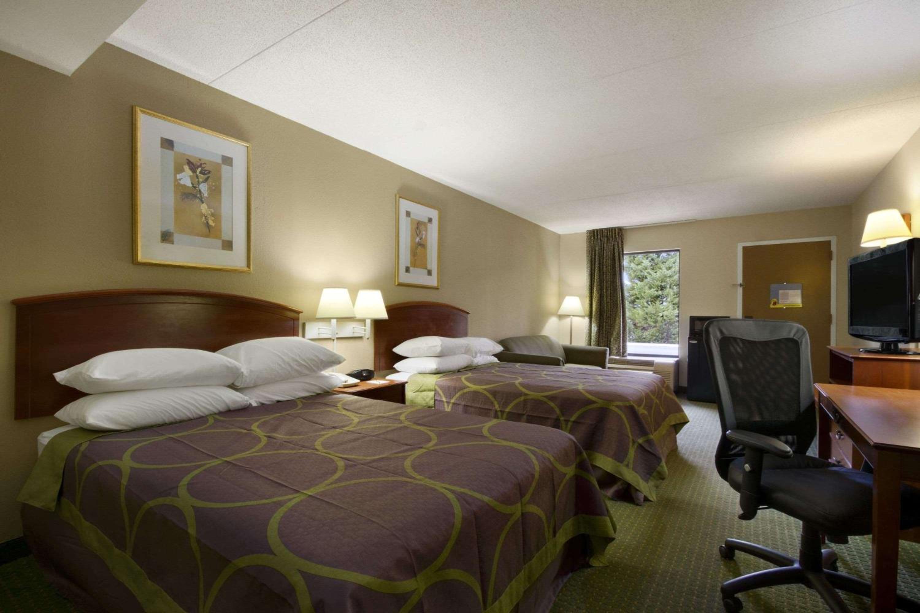 Double Room with Two Double Beds - Mobility Access/Non-Smoking - Photo 4