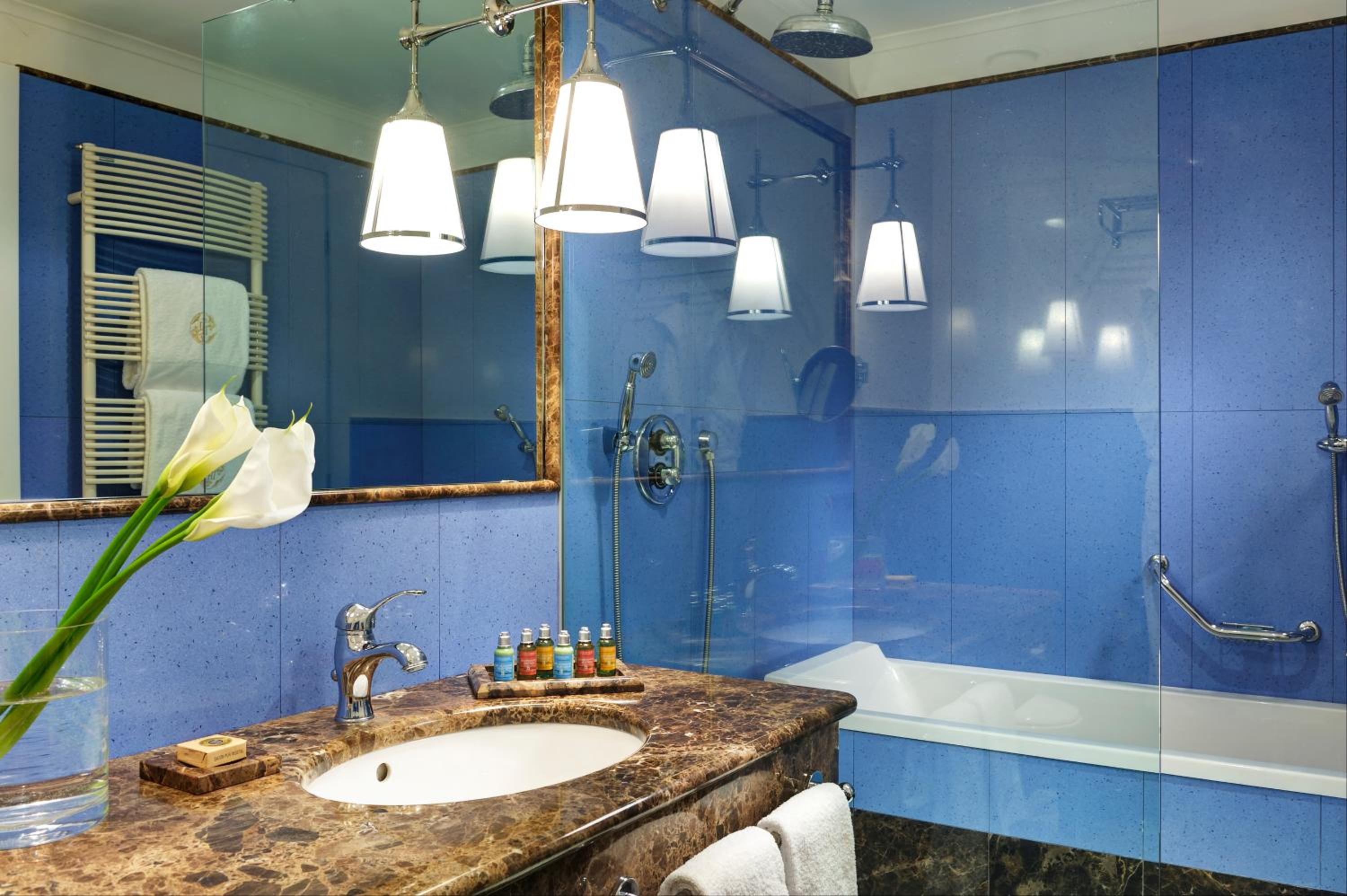 Junior Suite - Photo 9