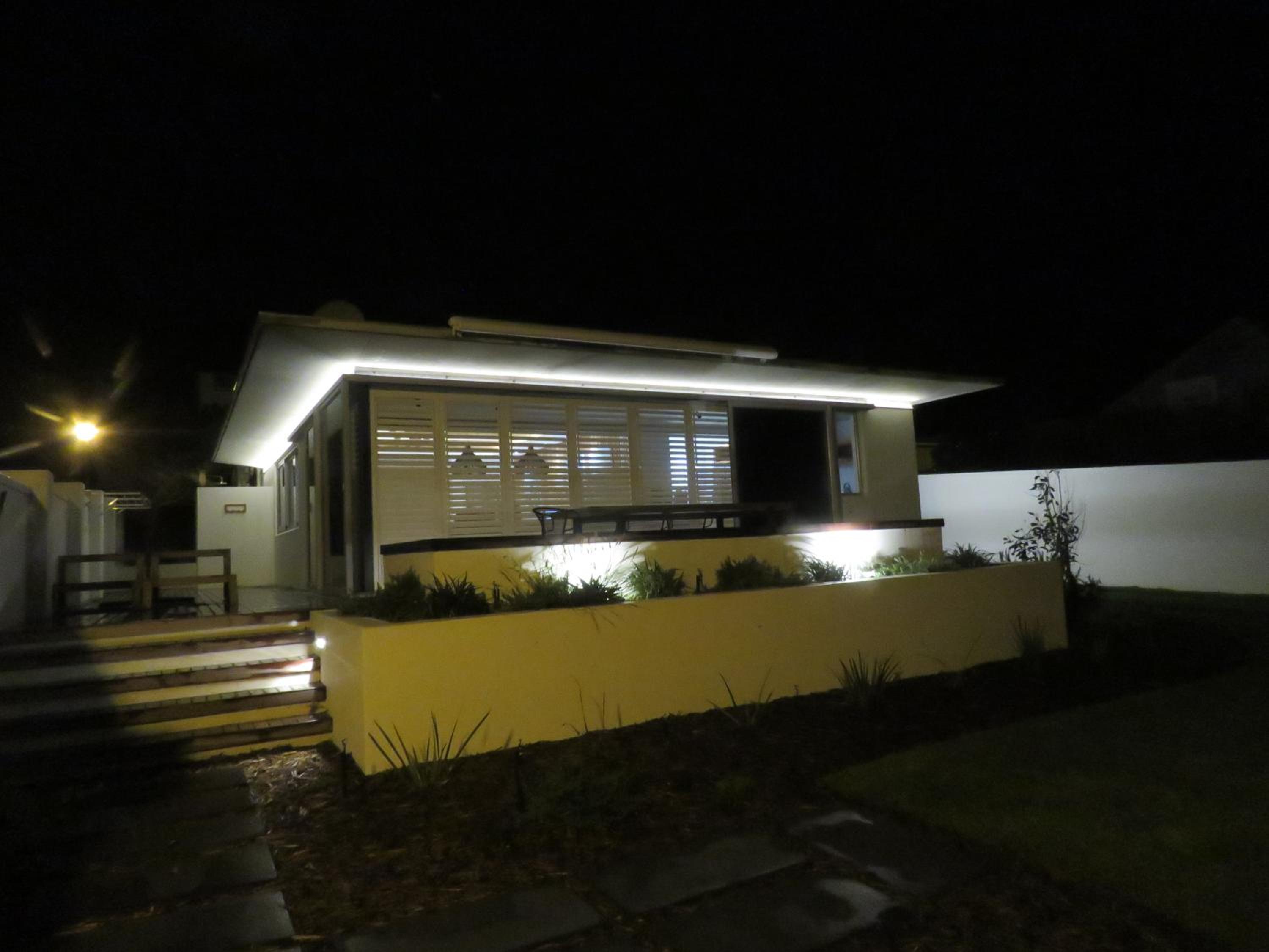Two-Bedroom House - Photo 93