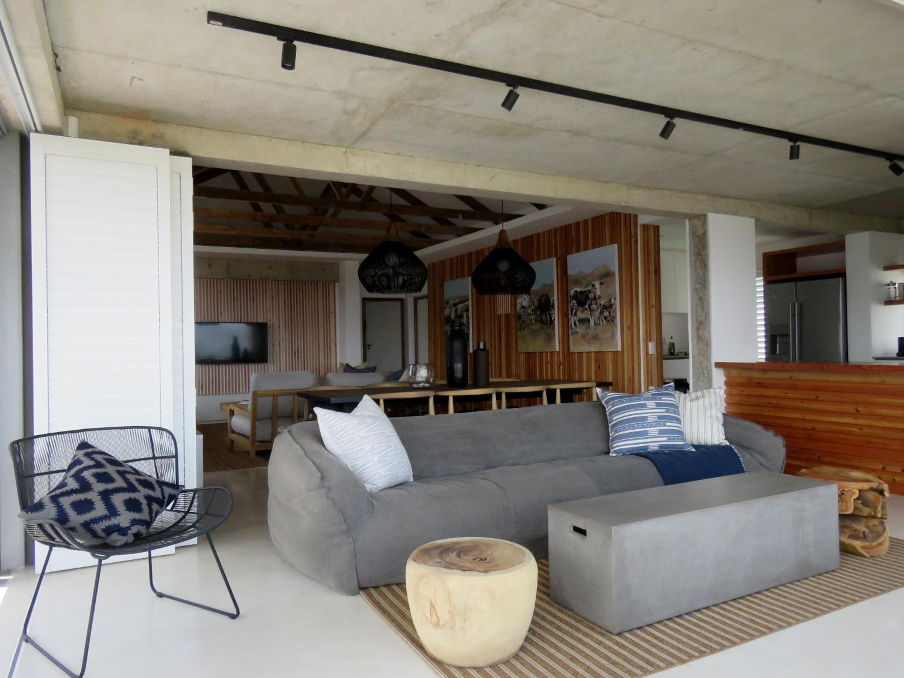 Two-Bedroom House - Photo 94