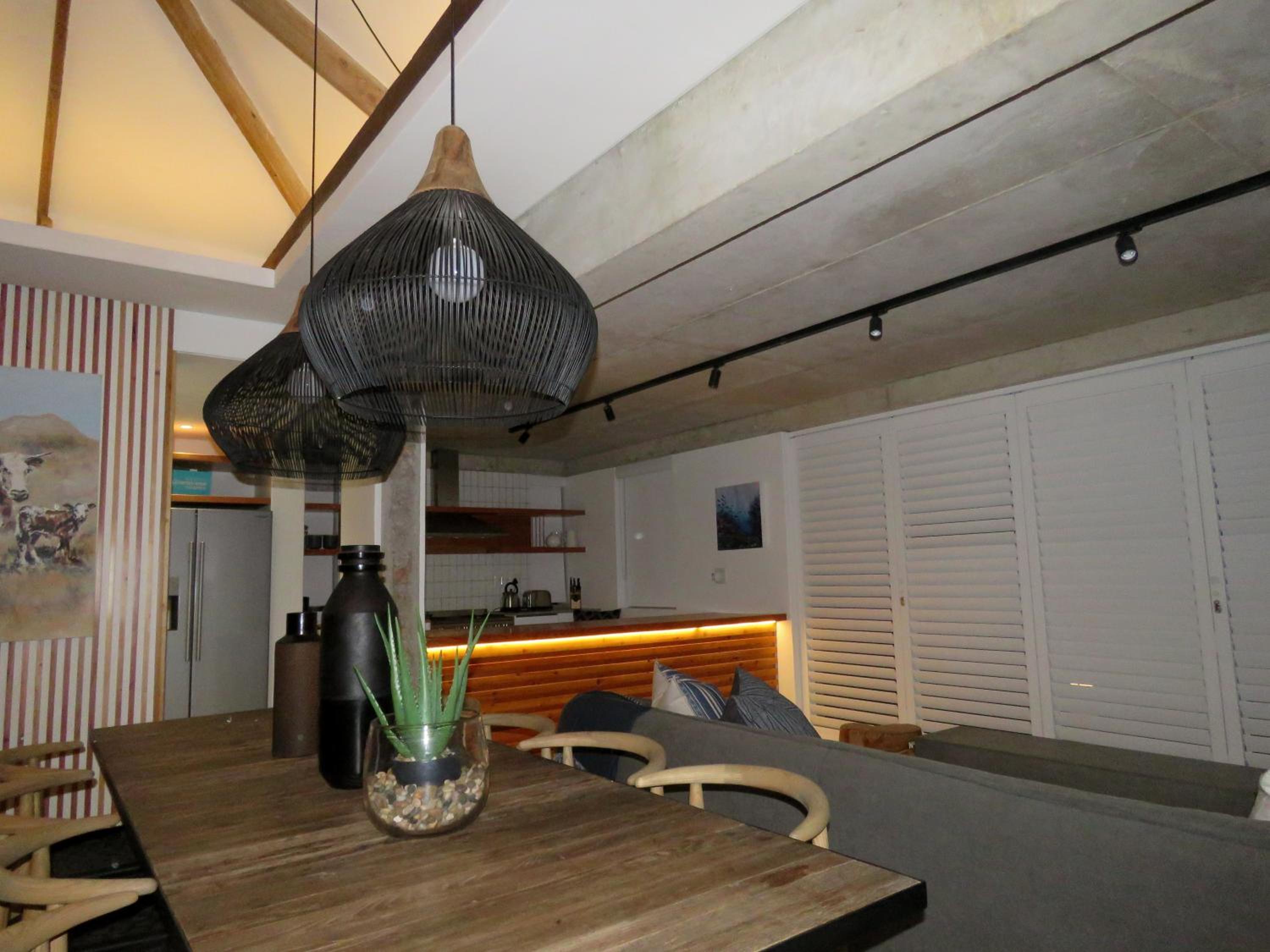 Two-Bedroom House - Photo 85