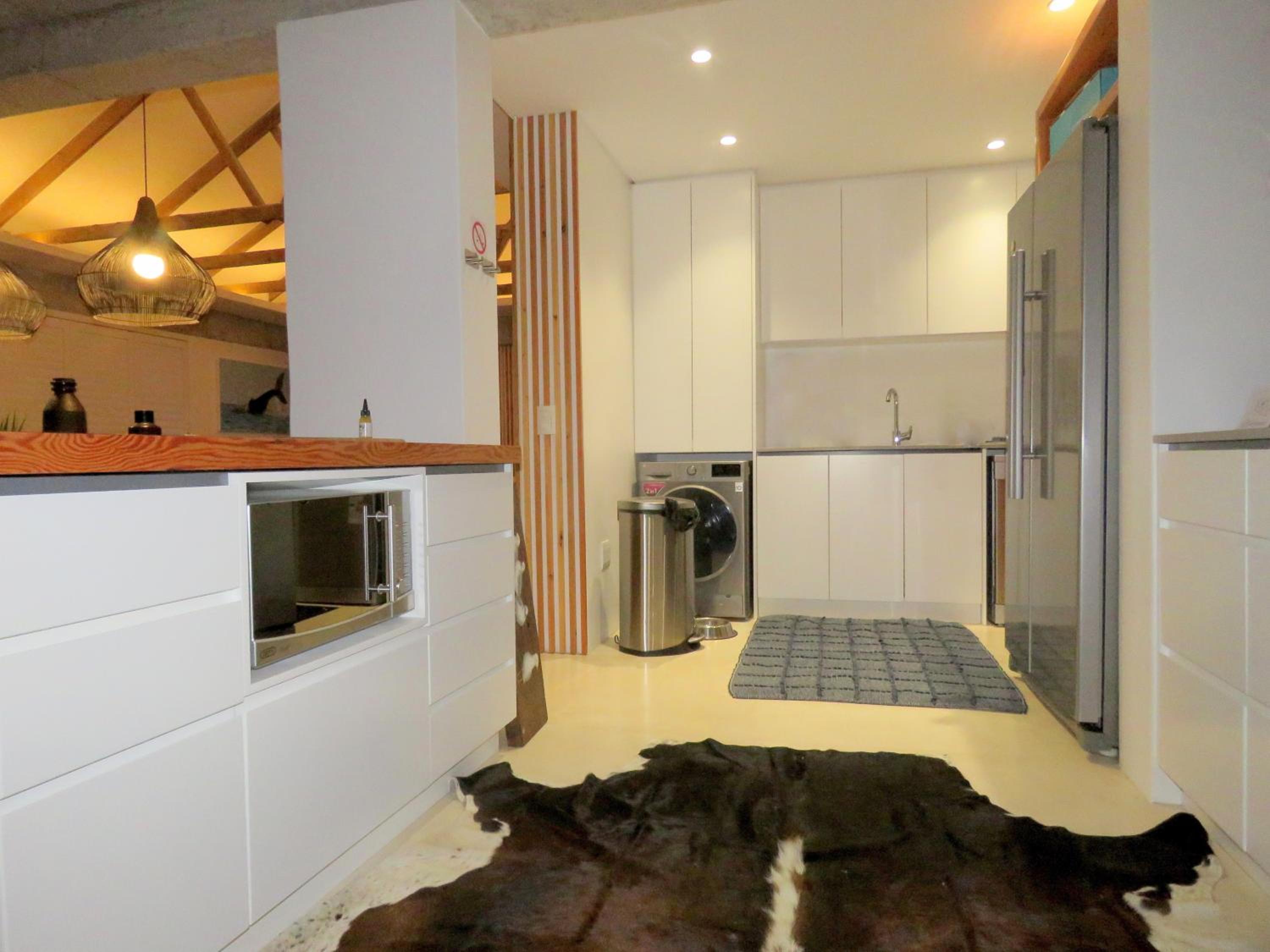 Two-Bedroom House - Photo 87