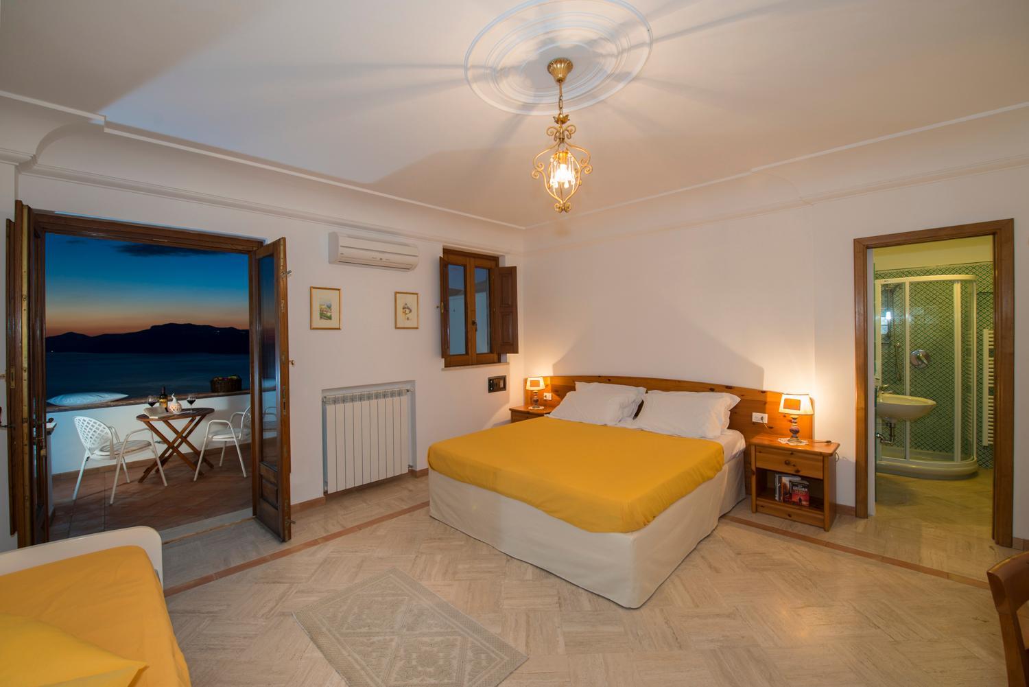 Queen Room with Balcony