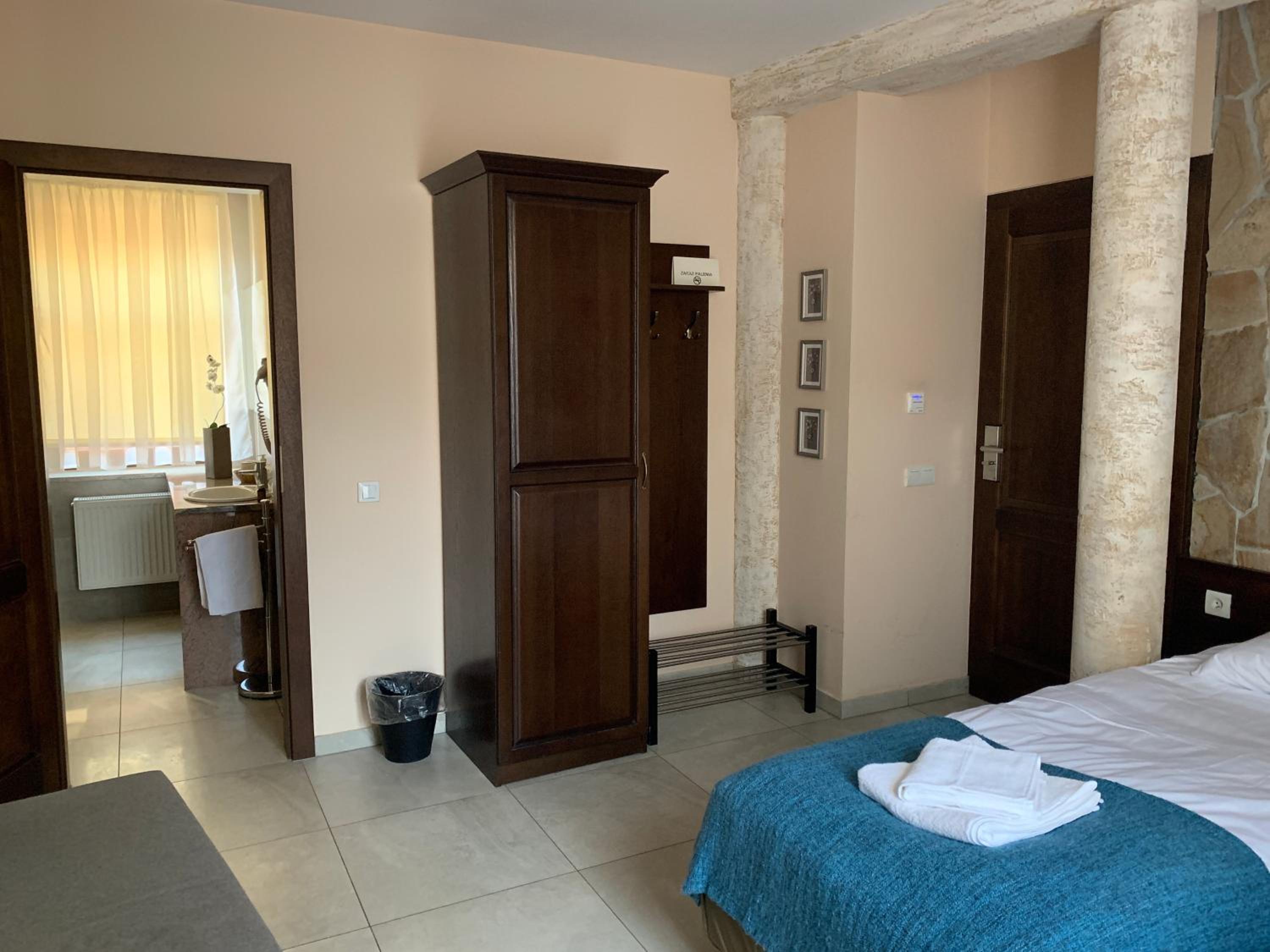 Standard Double Room - Photo 1