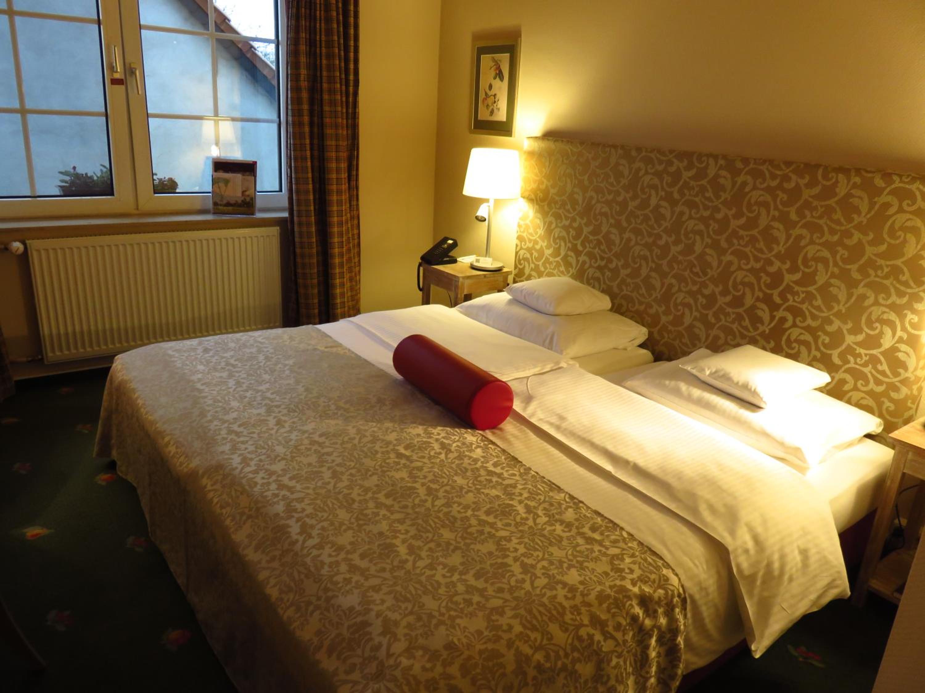 Single Room photo 2