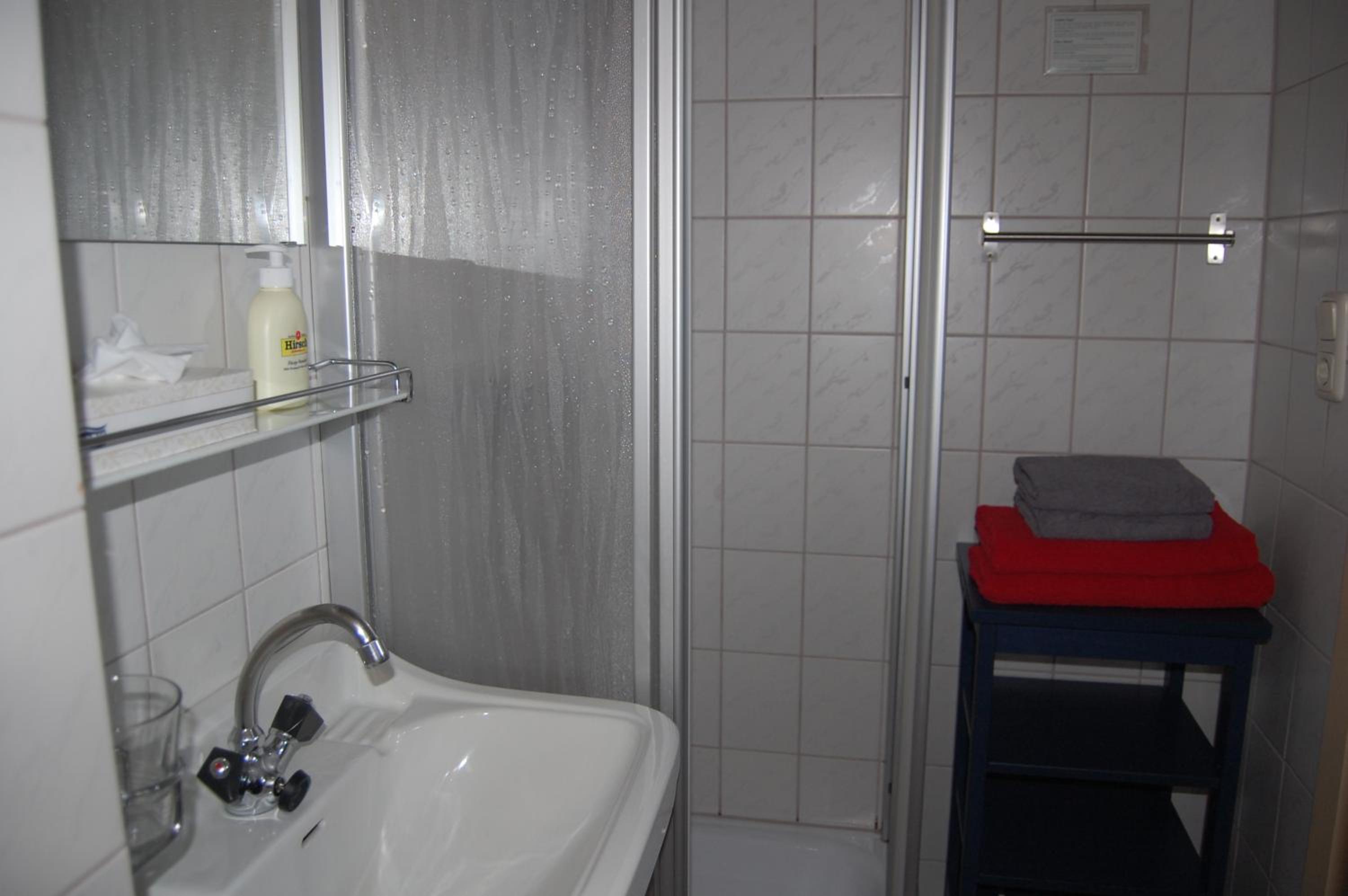 Double Room - Photo 4