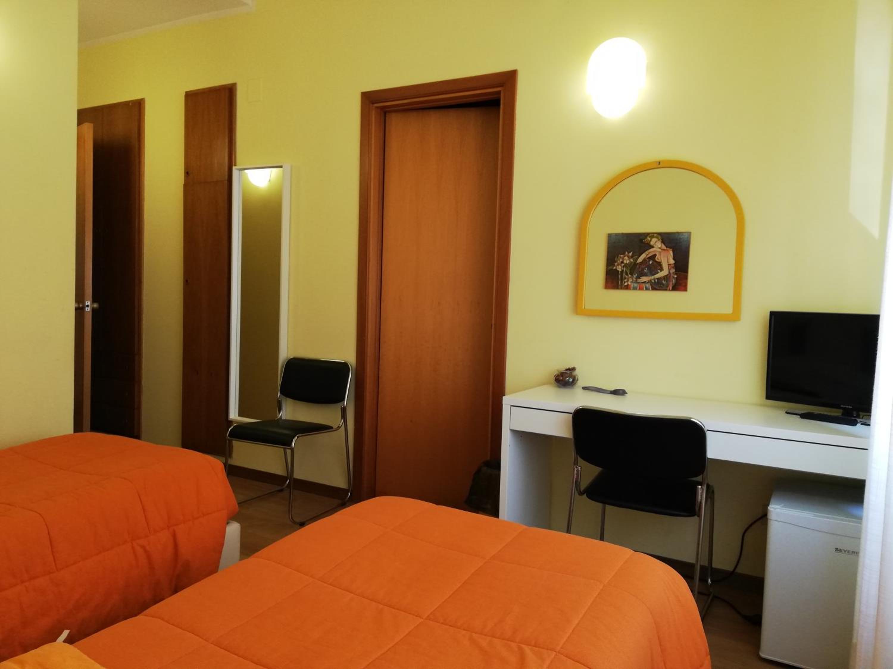 Twin Room photo 2
