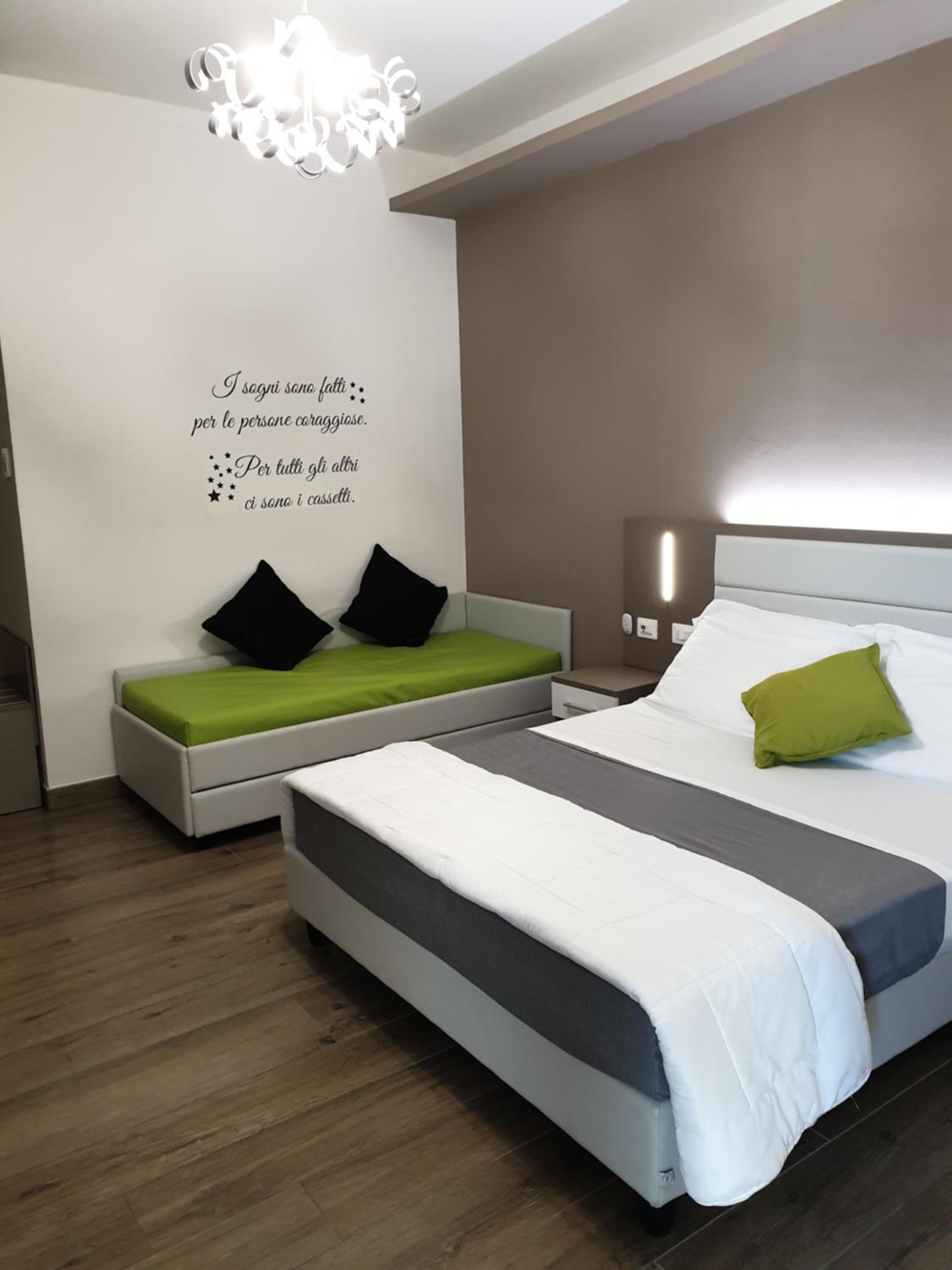 Deluxe Double Room with Sea View photo 2