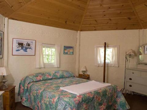 One-Bedroom Cottage