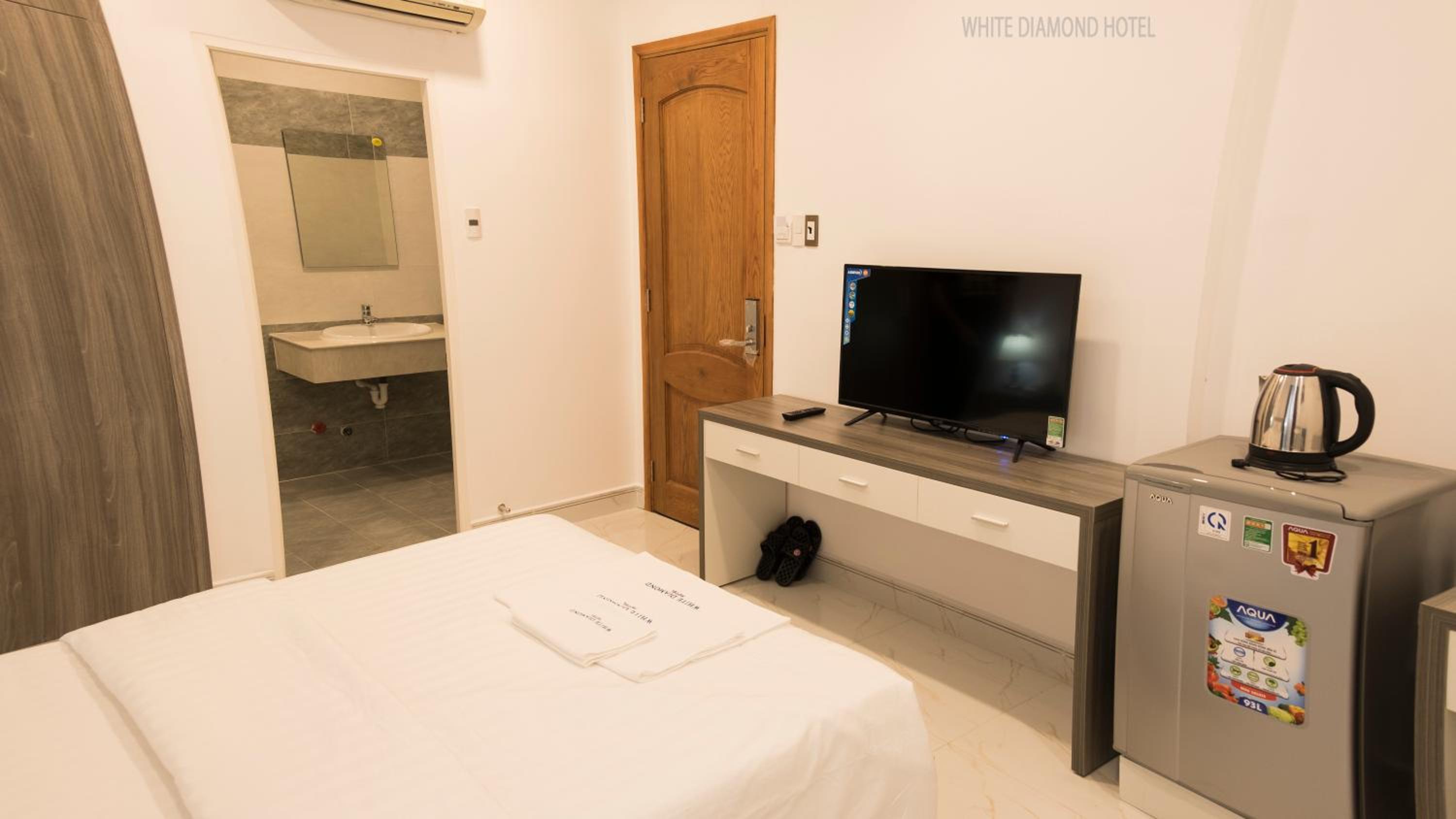 Suite with City View - Photo 3