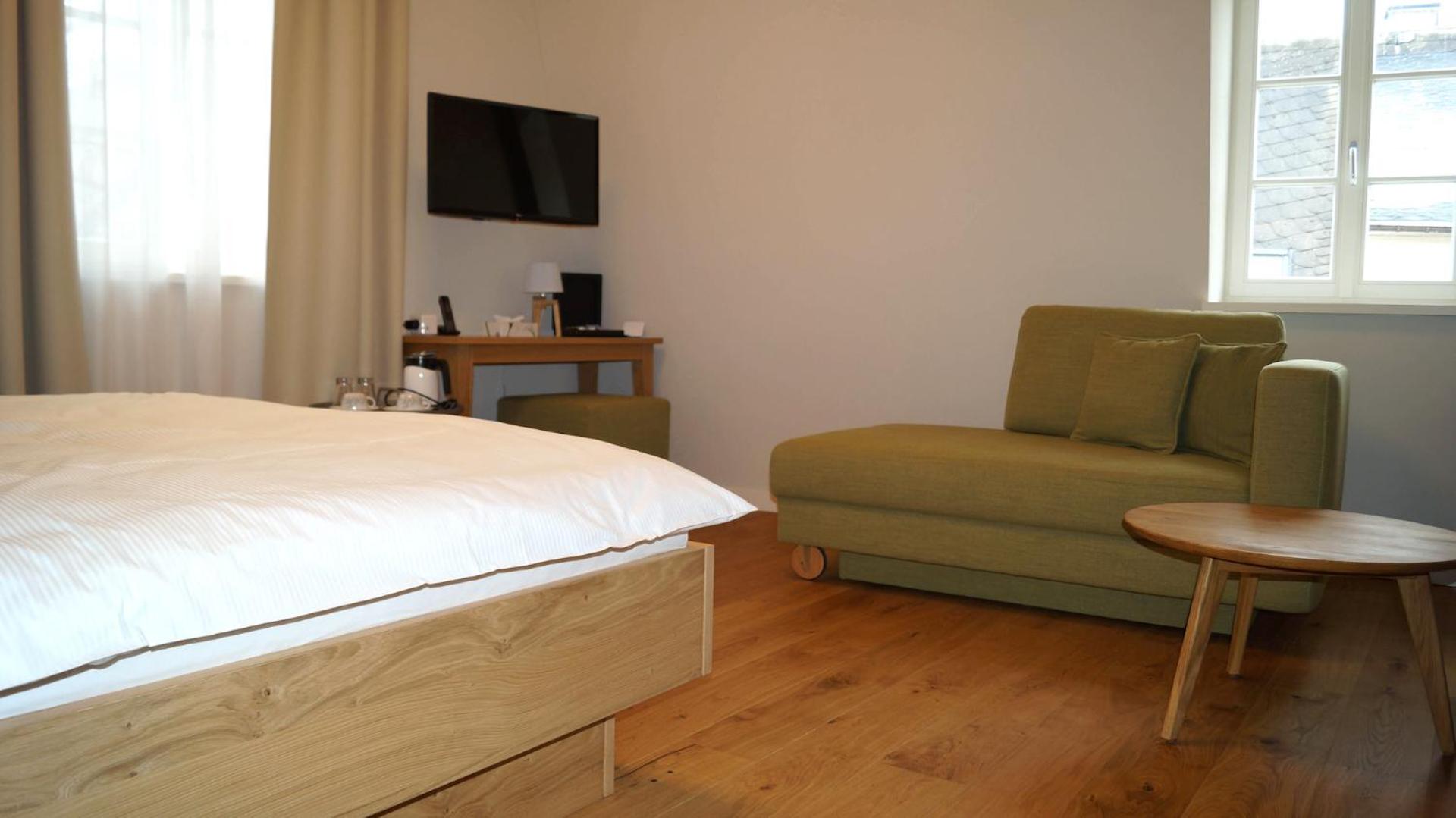 Double Room with Extra Bed photo 2