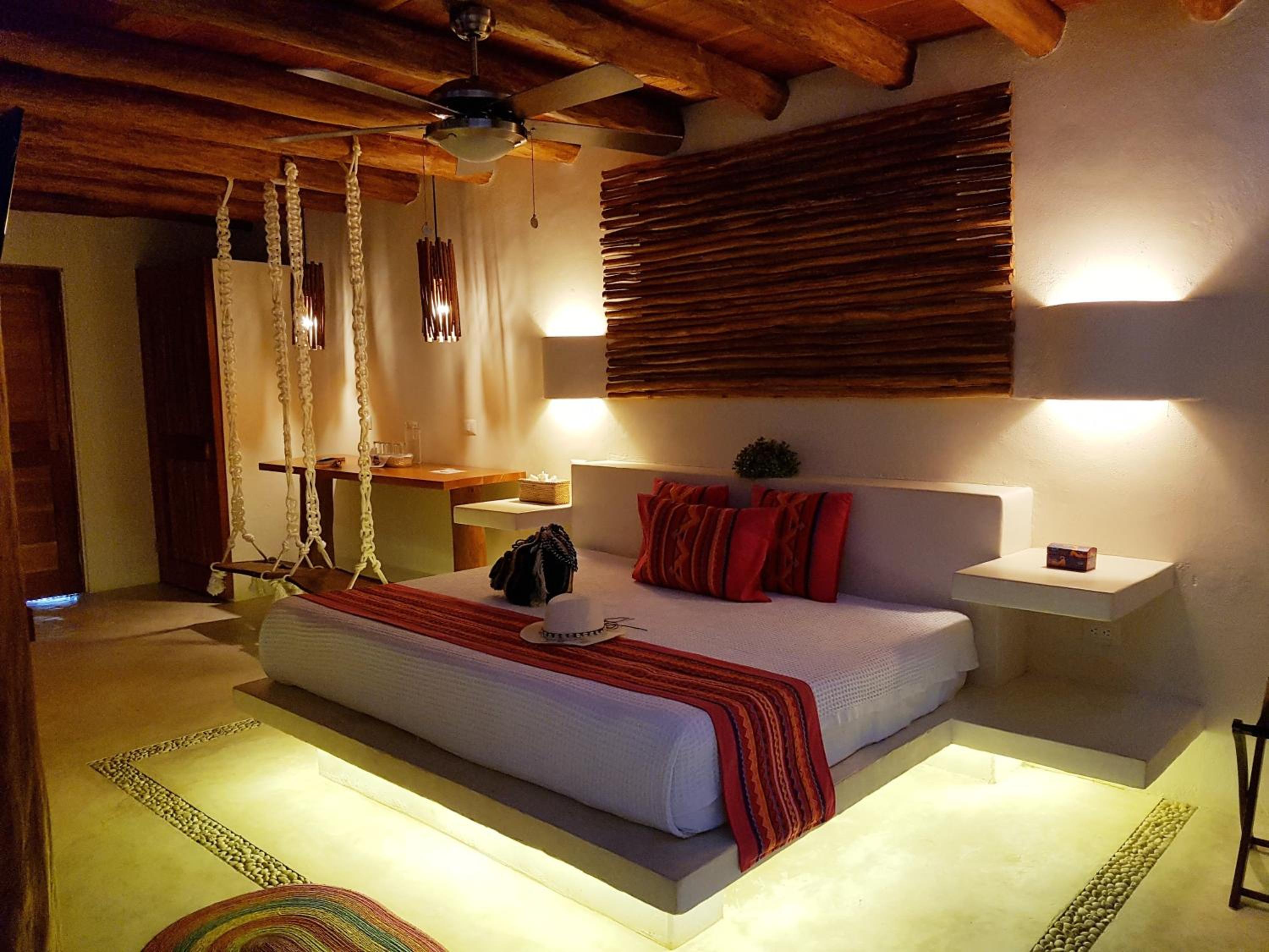 Duplex - Photo 2