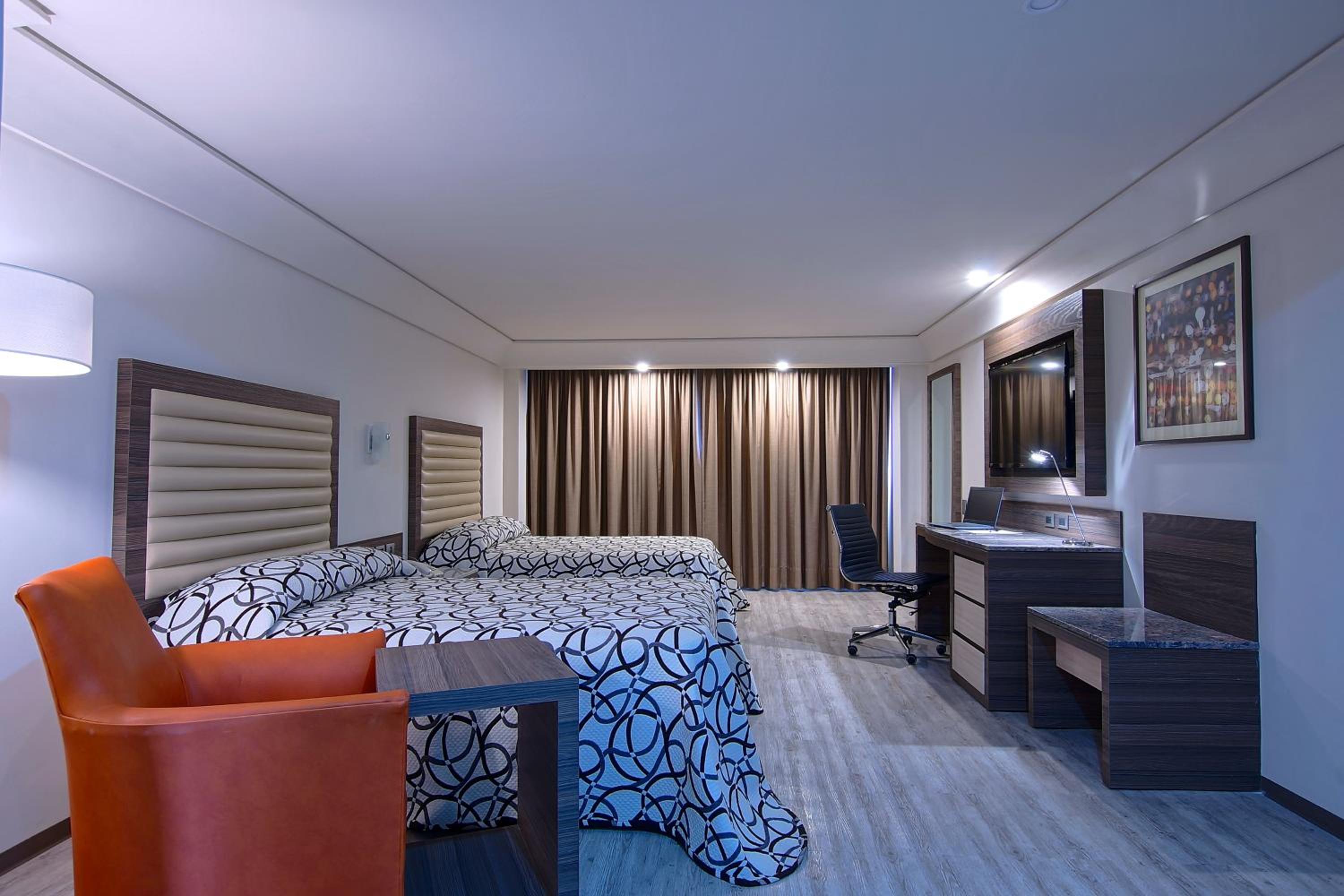 Econo Express Hotel by Nokte Inn — photo 72