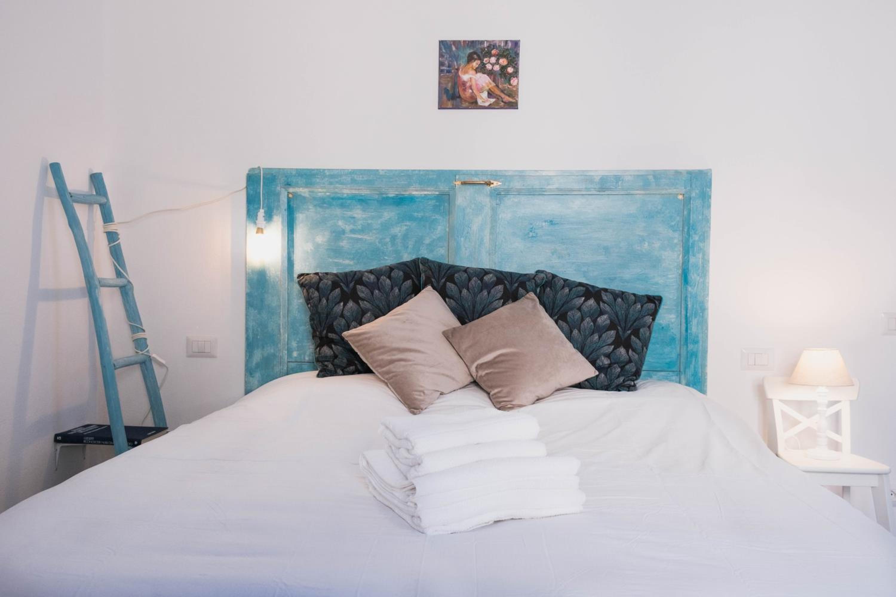 Double Room with Private External Bathroom photo 1
