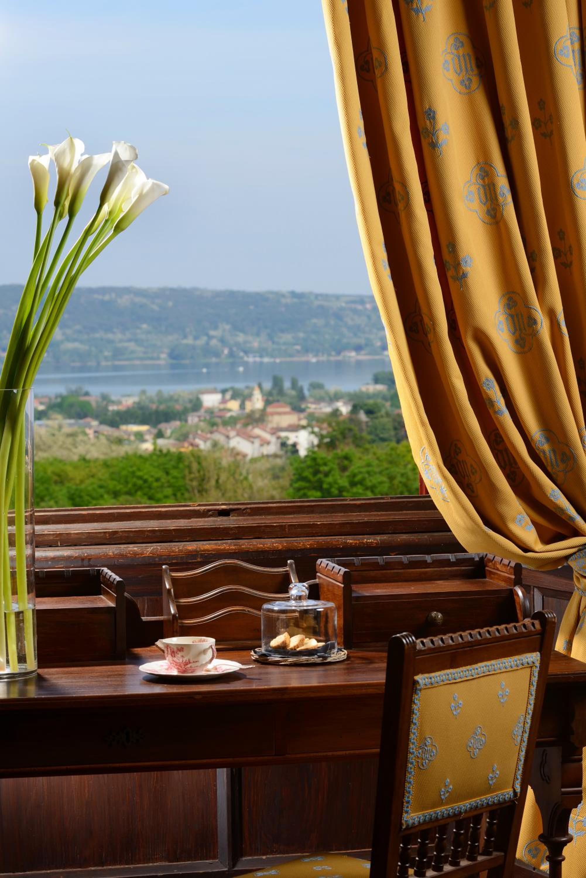 Suite with Lake View - Castle - Photo 13