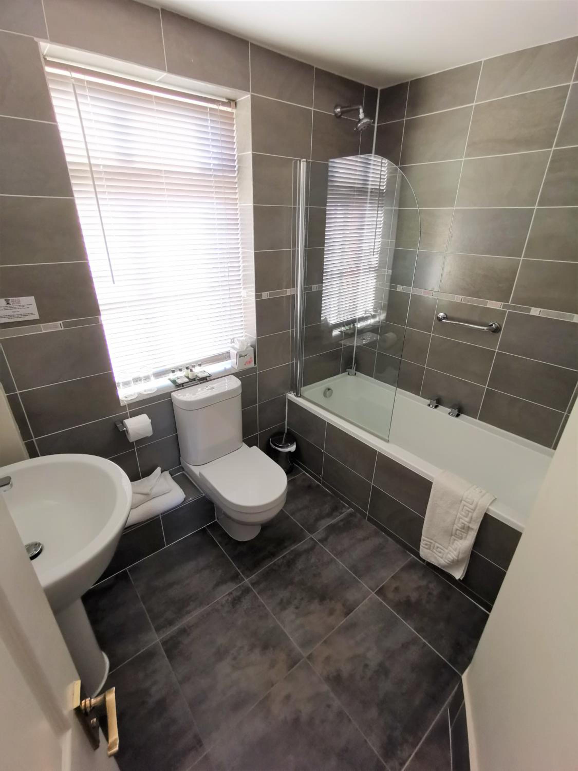 Superior Double Room - Photo 8