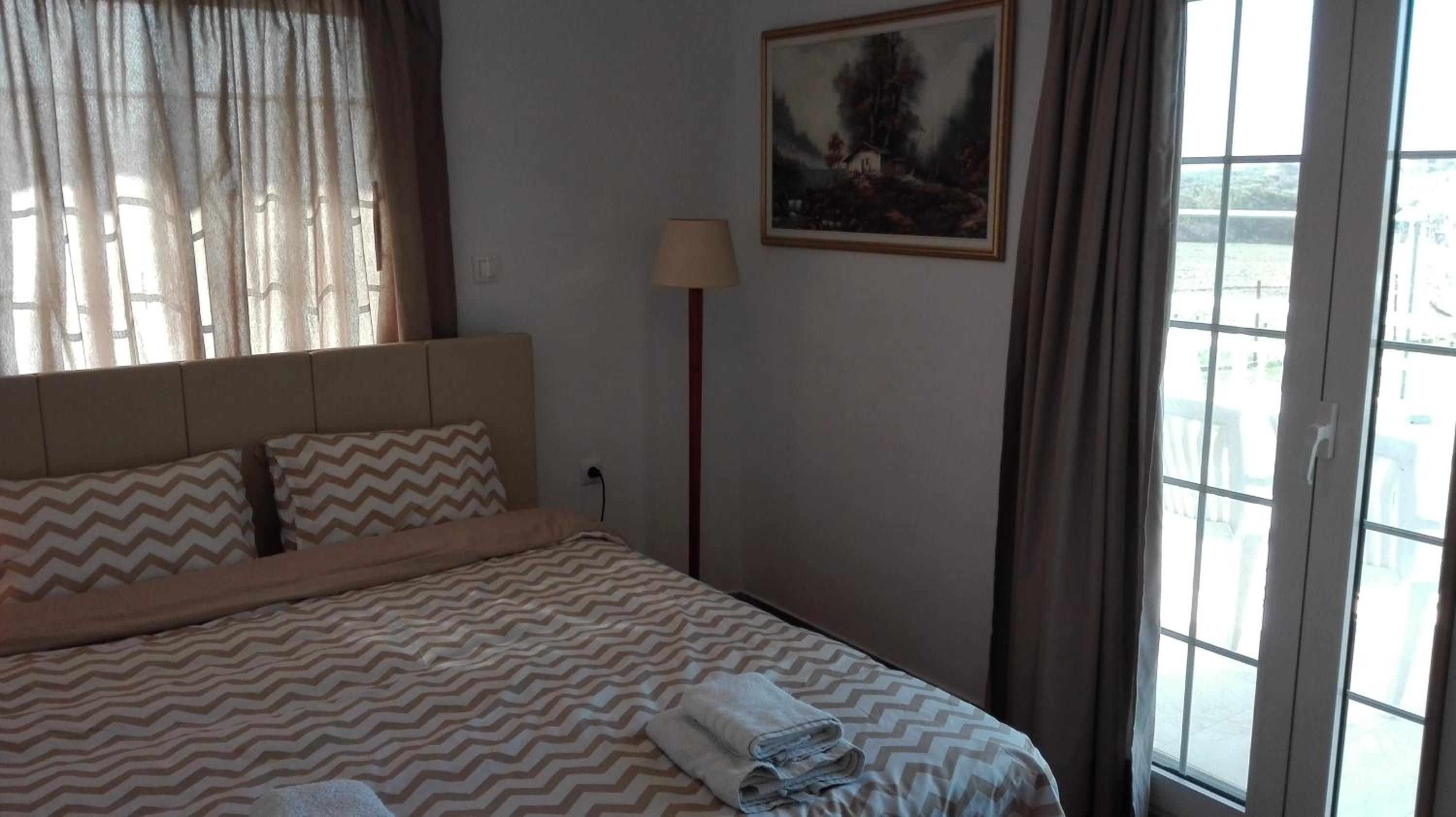 Two-Bedroom House photo 3
