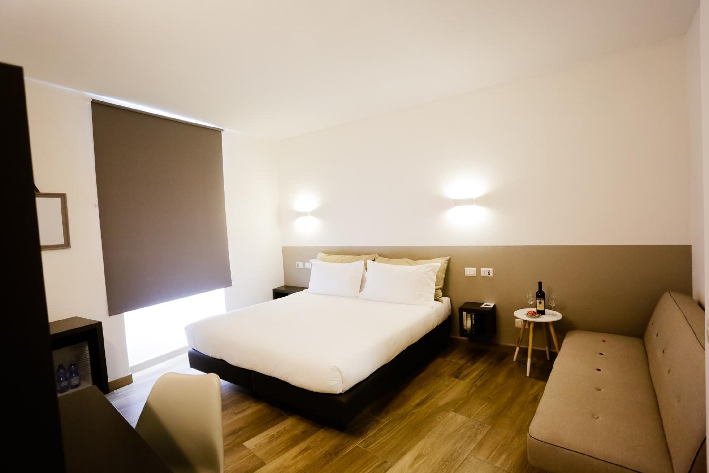 Superior Double or Twin Room - Photo 31
