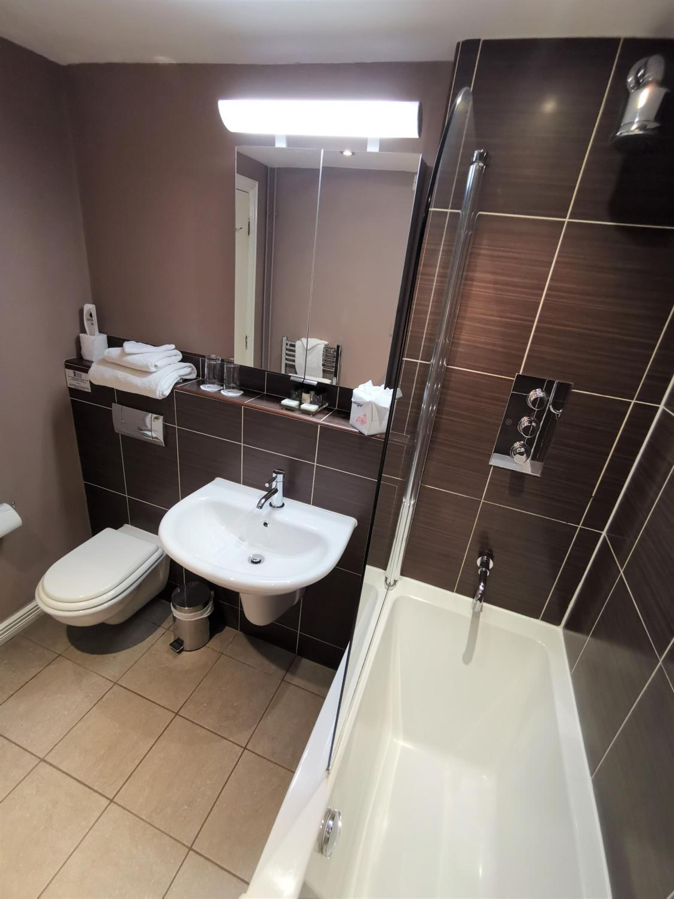 Superior Double Room - Photo 9
