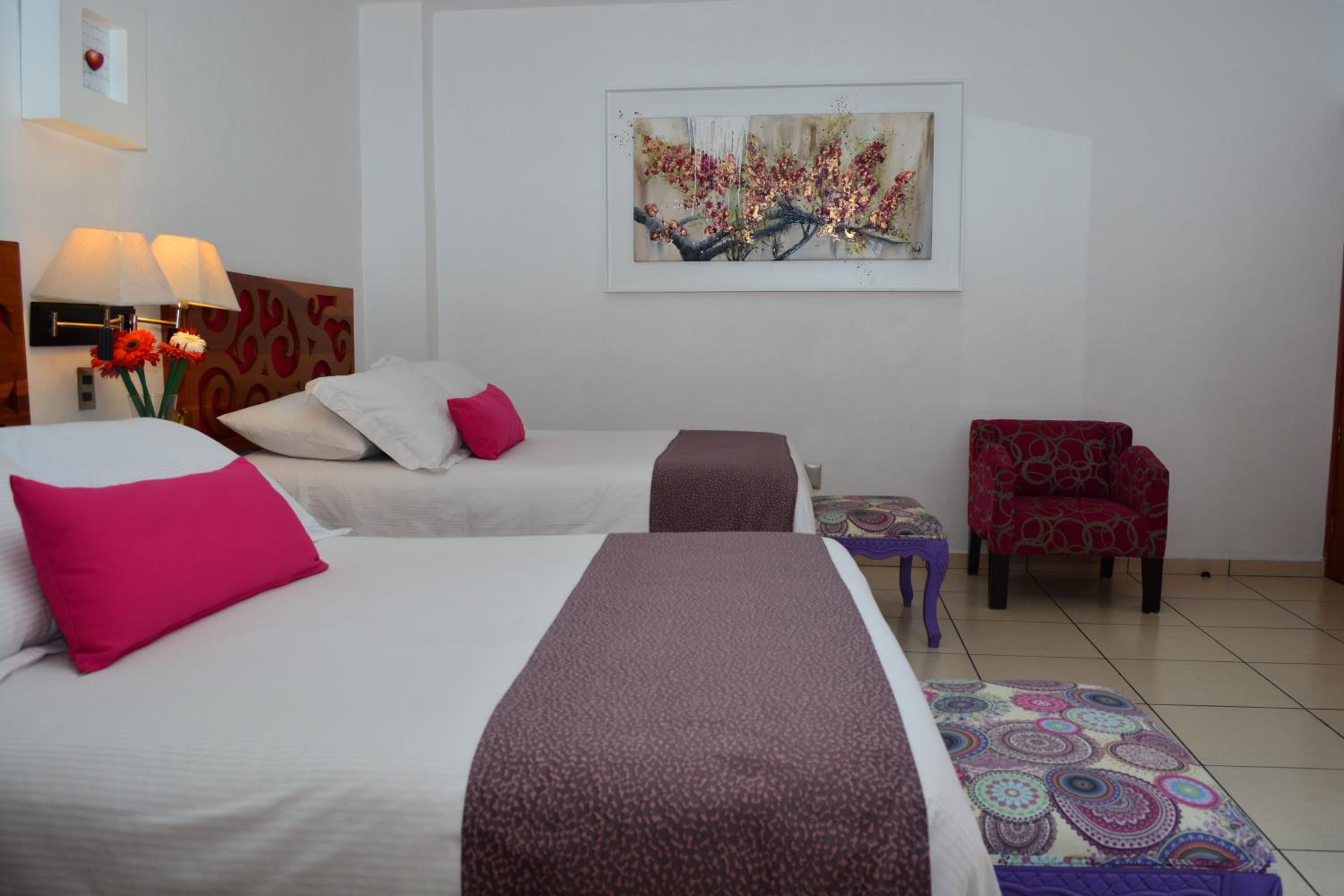 Junior Suite with Two Double Beds photo 3