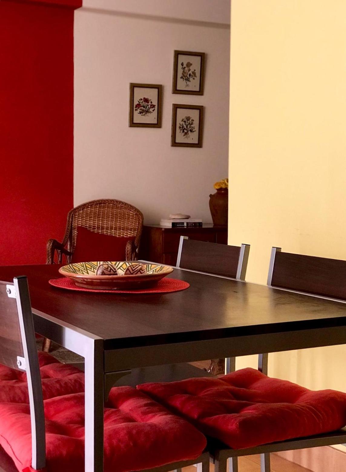 One-Bedroom House - Photo 6
