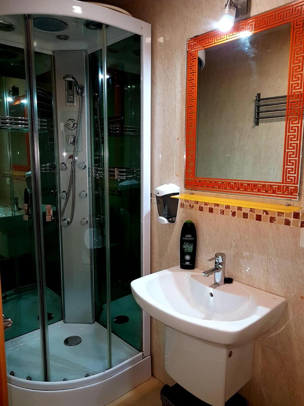 One-Bedroom Apartment - Photo 15