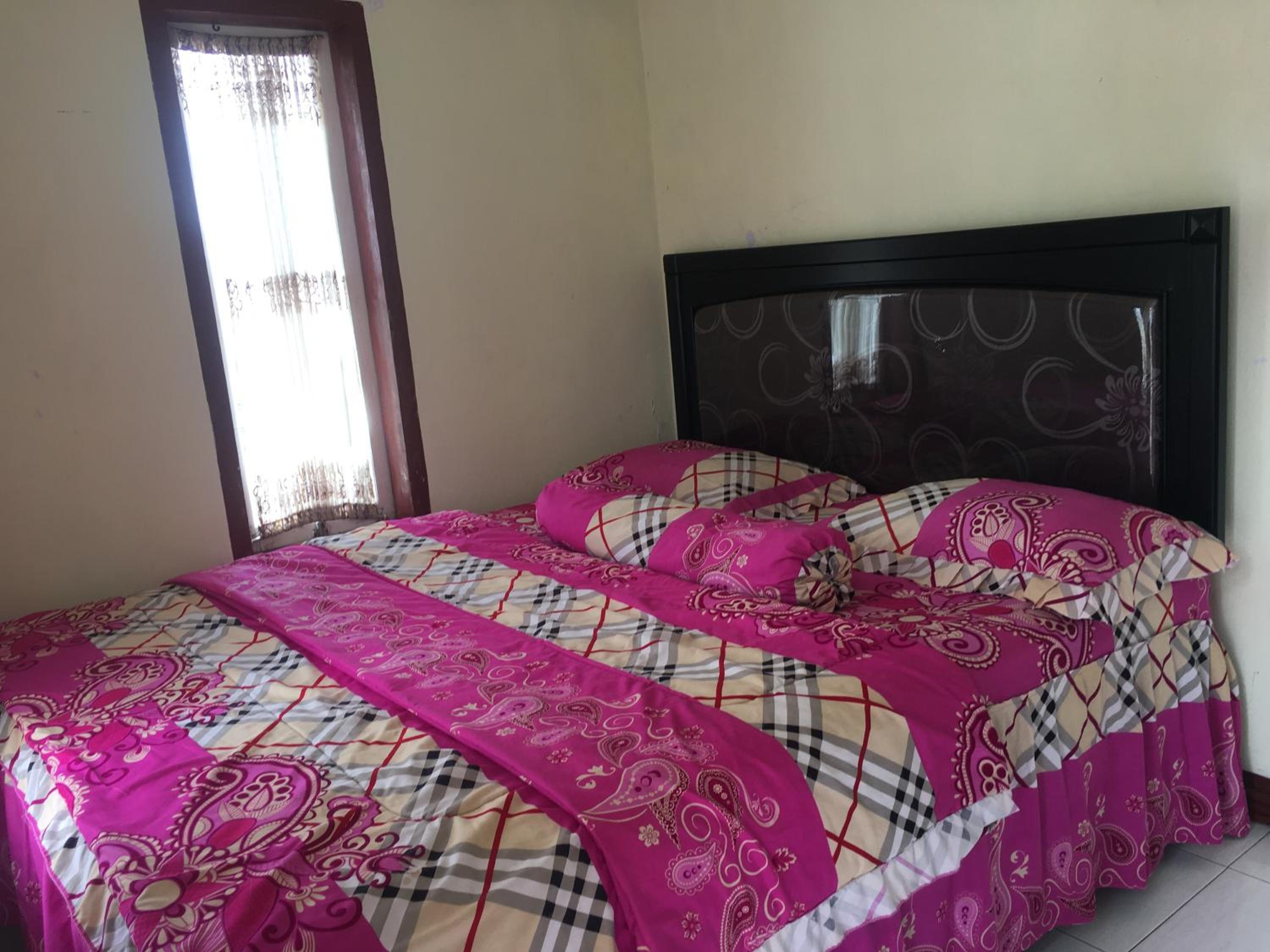 Double Room with Private Bathroom photo 1